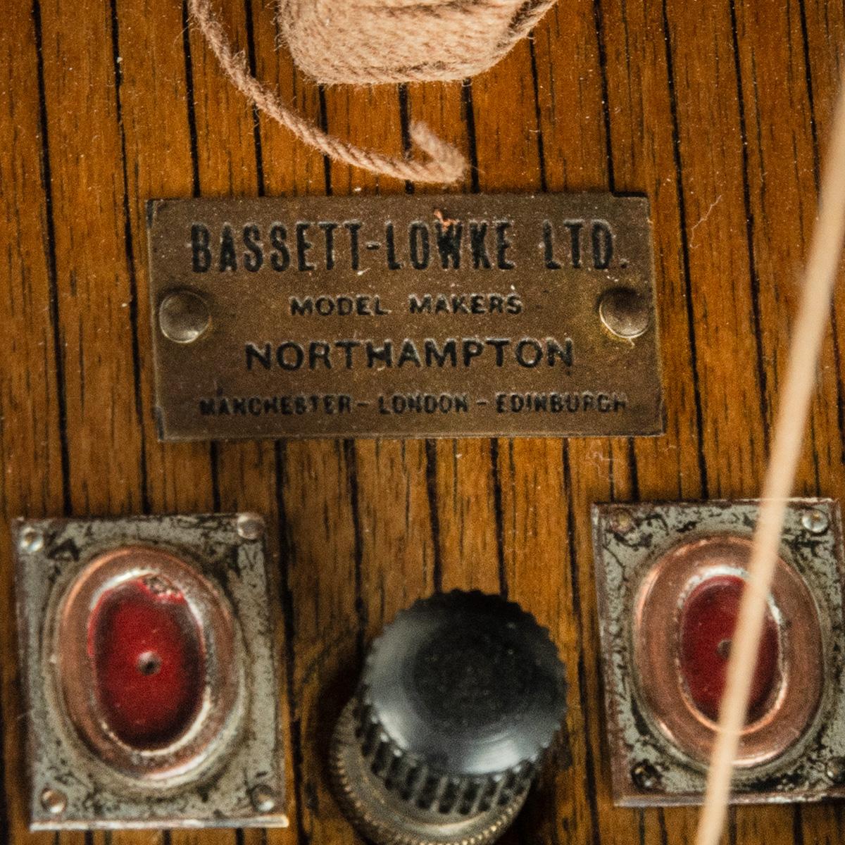 A working model of a motor lifeboat by Bassett-Lowke 7