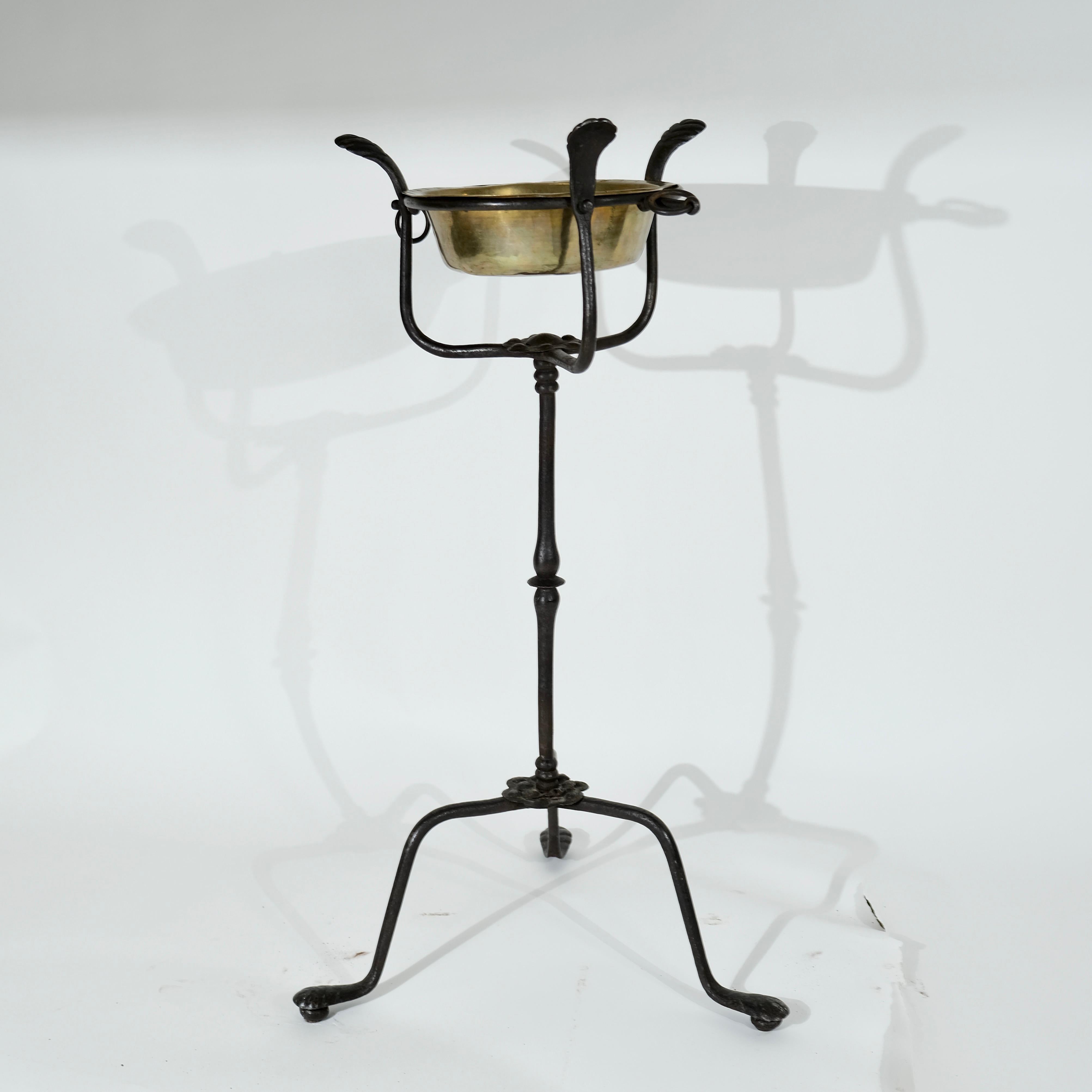 A wrought Iron Stand with a brass bowl , 17th Century For Sale 8