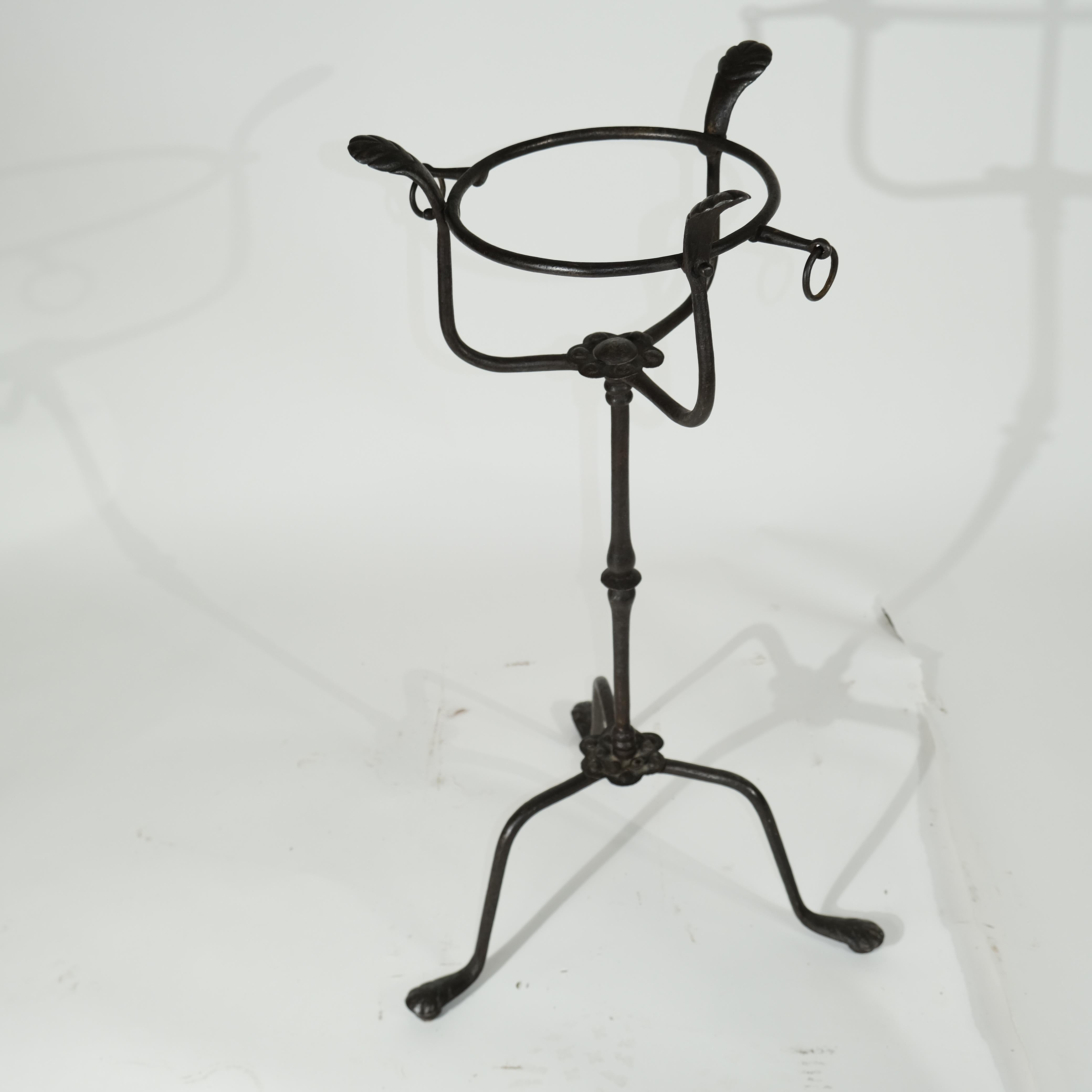 A wrought Iron Stand with a brass bowl , 17th Century For Sale 12