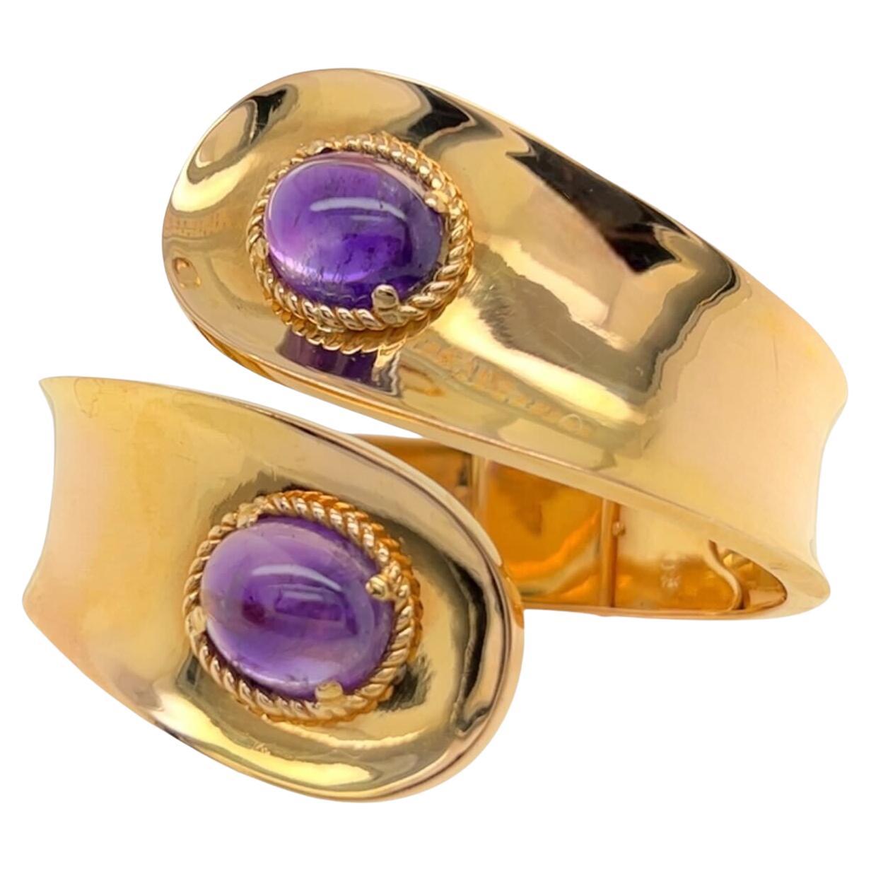Yellow Gold and Cabochon Amethyst Bracelet