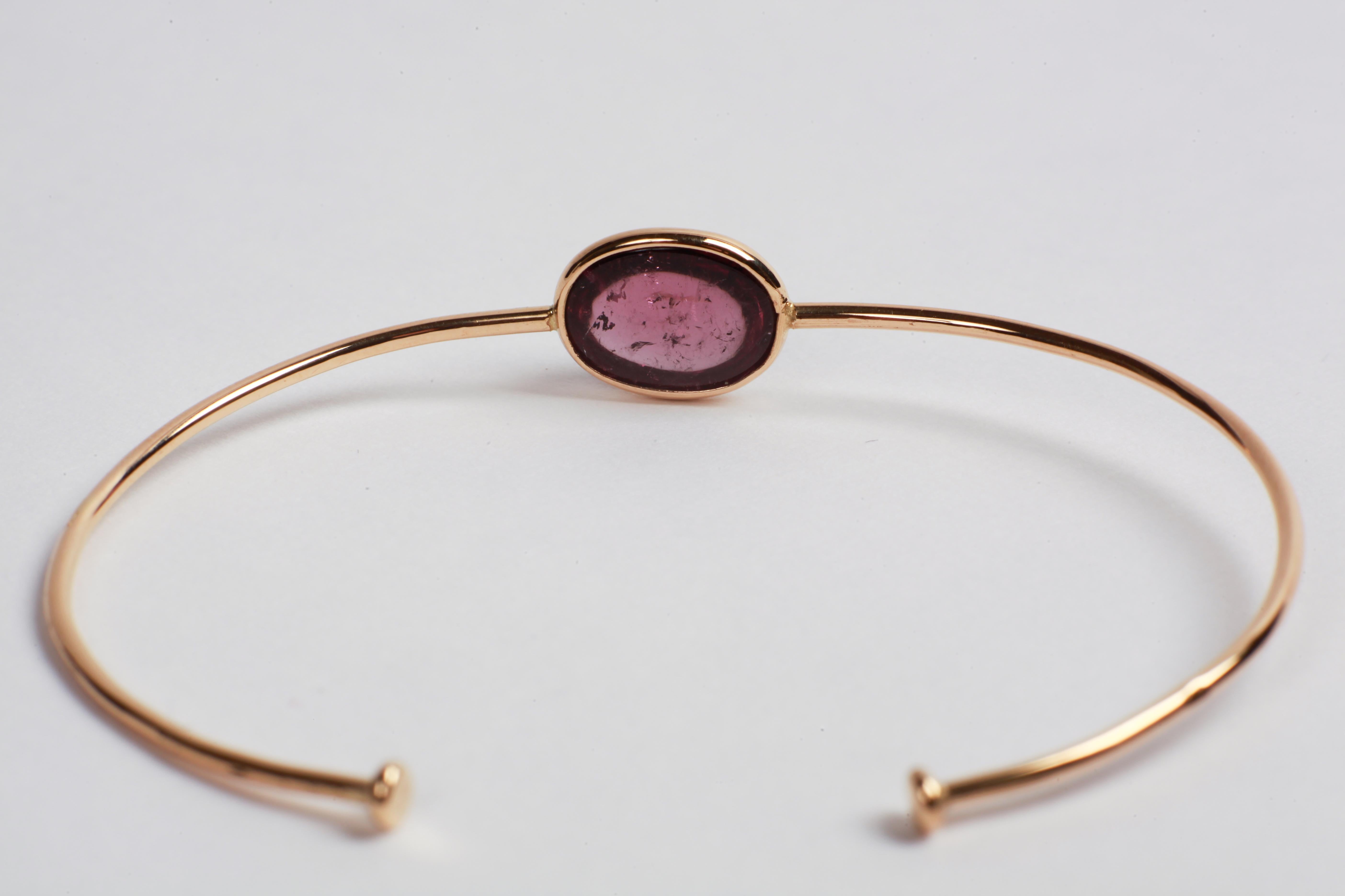 Yellow Gold Bangle Set with a Purple Tourmaline Created by Marion Jeantet In New Condition In Paris, FR