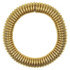 A Yellow Gold "Cleopatra" Style Necklace