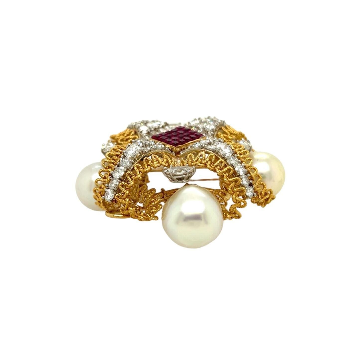 Round Cut Yellow Gold, White Gold, Ruby and Diamond Brooch For Sale