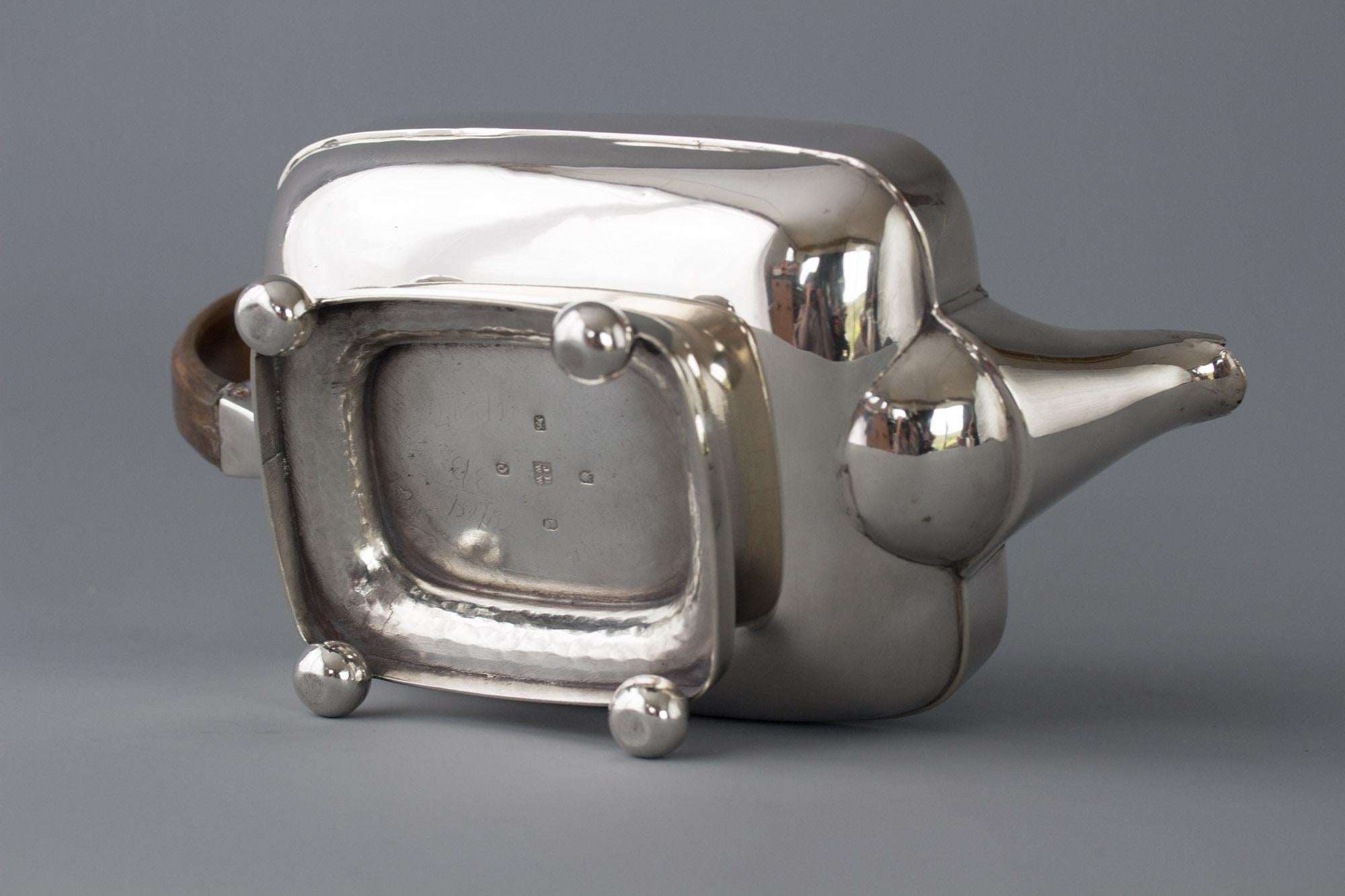 York Silver Teapot, Barber & Whitwell, York, 1815 6