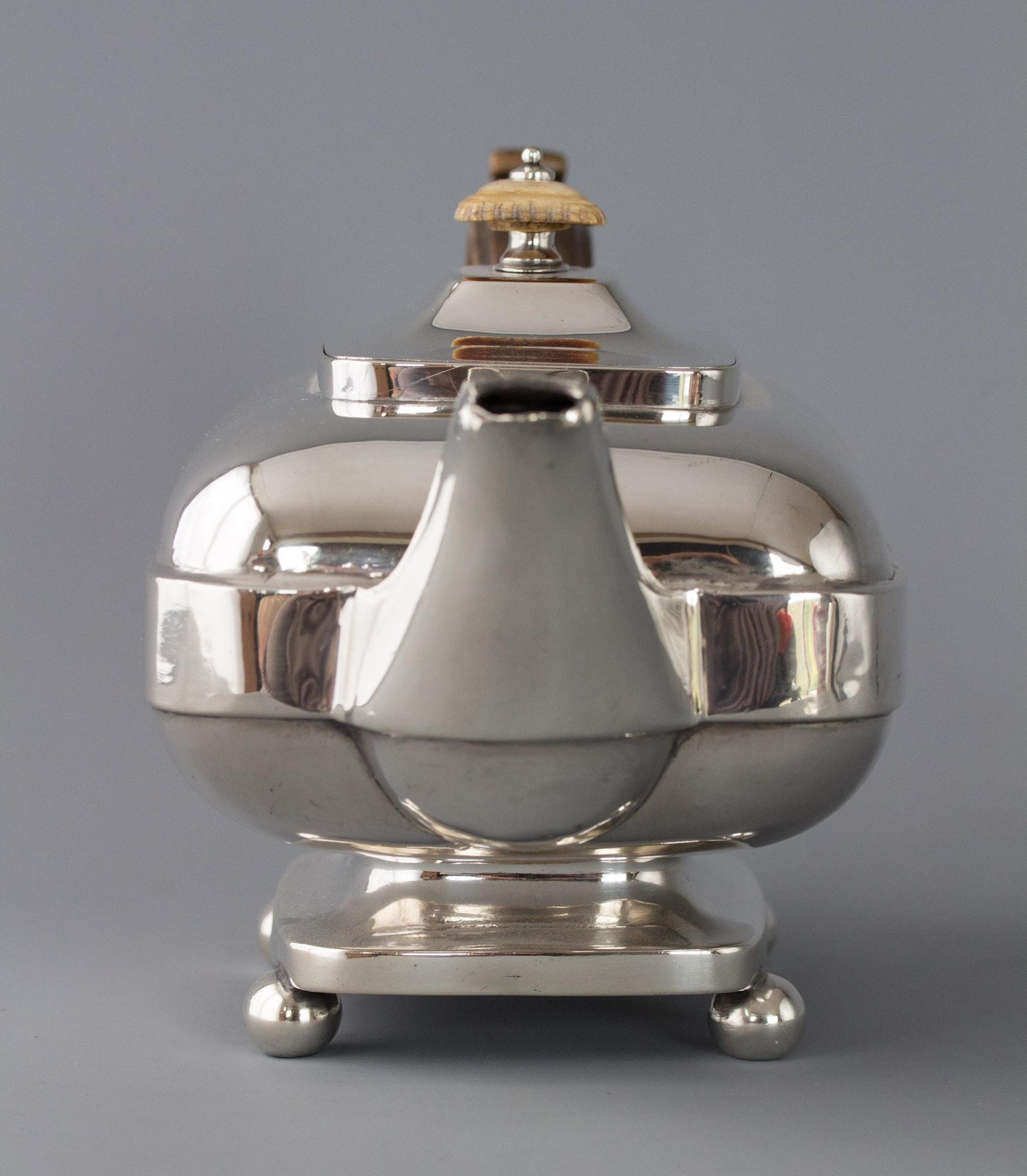 York Silver Teapot, Barber & Whitwell, York, 1815 8