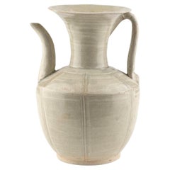 Una brocca di porcellana di Zhejiang, dinastia Song settentrionale