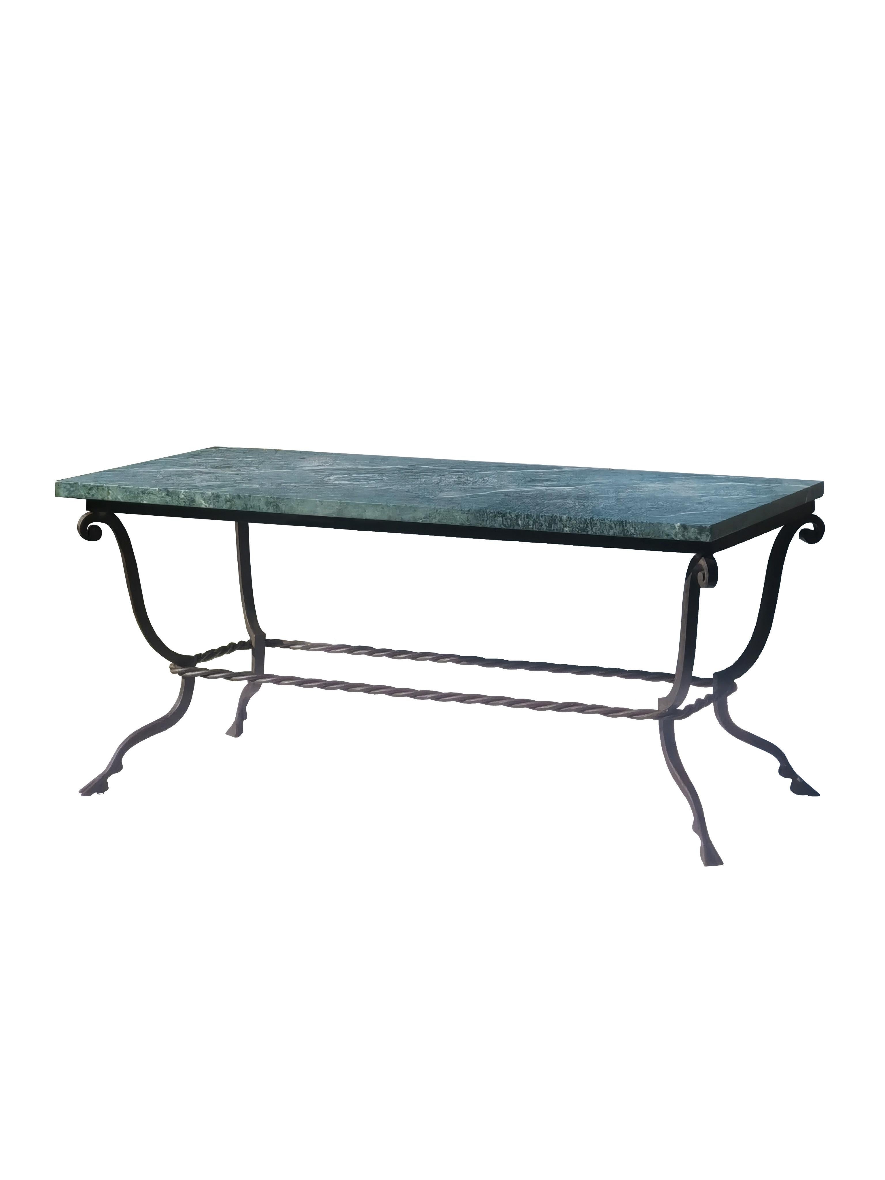 UNA MESA DE CAFÉ NEOCLÁSICA ART-DECO EN EL ESPÍRITU DE EDGAR BRANDT, Francia 1930 en venta 6