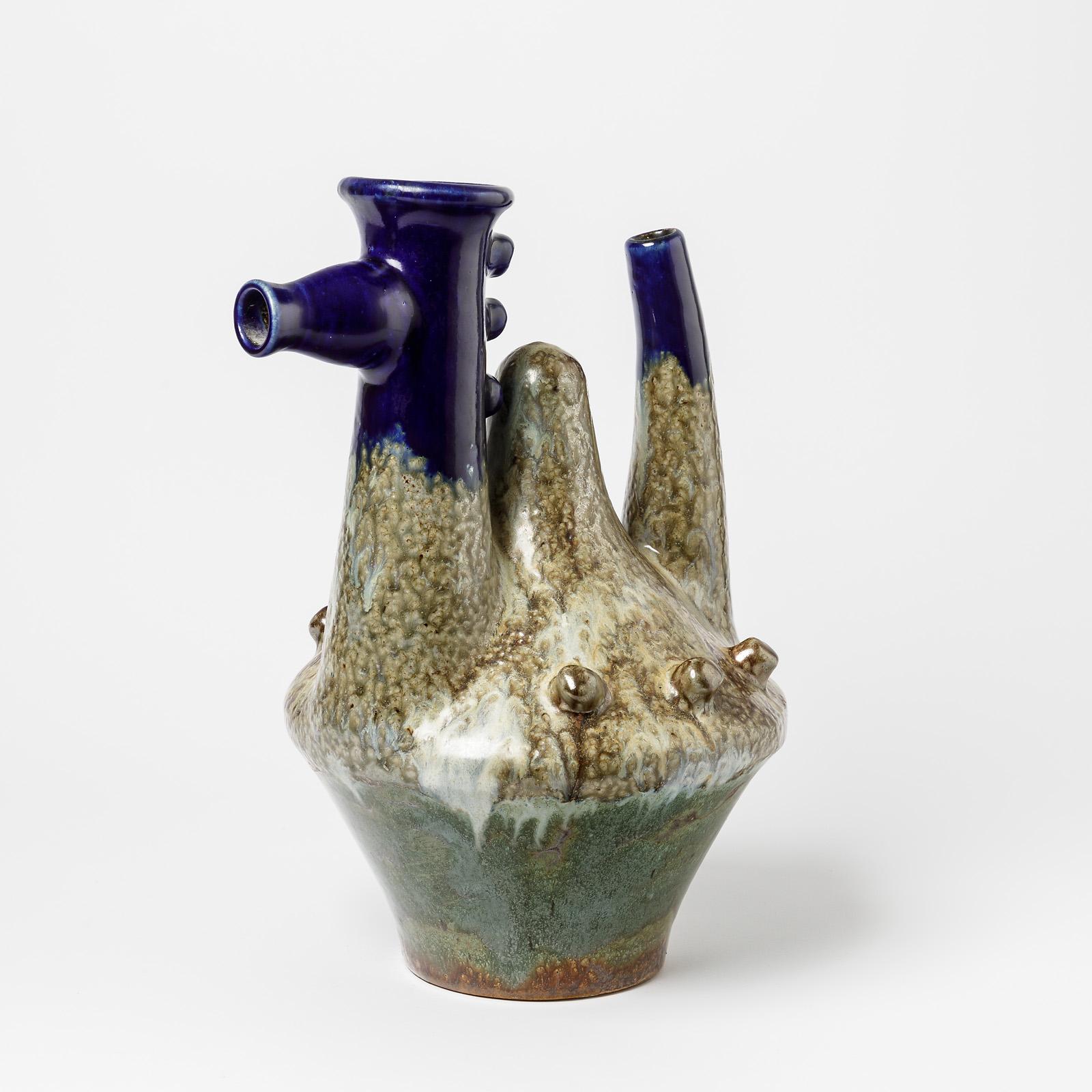 Vaso zoomorfo in ceramica-scultura di Guerin.
Firmato sotto la base.
Circa 1950-1960.
 