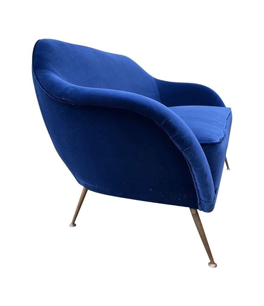 A1950s Italian Two Seater Sofa with Brass Legs Newly Upholstered in Blue Velvet For Sale 1