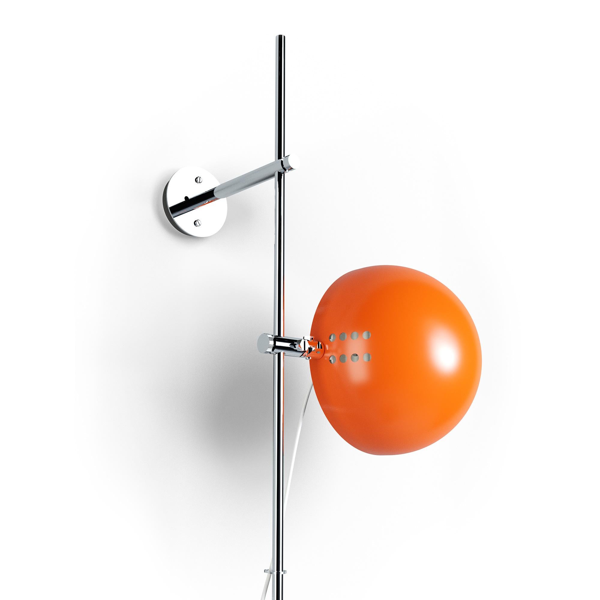 Lampada da parete A24-2200 di Disderot
Edizione limitata. 
Creato da Alain Richard.
Dimensioni: Ø 30 x H. 220 cm.
Materiali: Metallo laccato.

Consegnato con certificato di autenticazione. Prodotto in Francia. Disponibile in diverse opzioni di