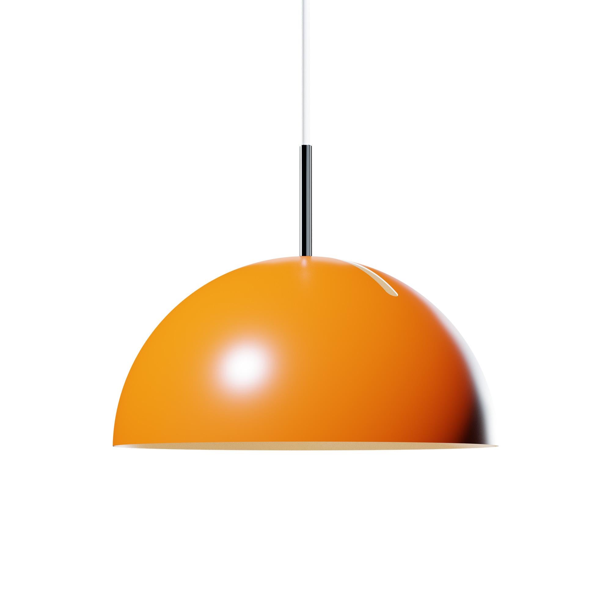 Lampada a sospensione A26 di Disderot
Edizione limitata. 
Creato da Alain Richard.
Dimensioni: Ø 30 x H. 300 cm.
Materiali: Metallo laccato e cromo.

Consegnato con certificato di autenticazione. Prodotto in Francia. Disponibile in diverse opzioni