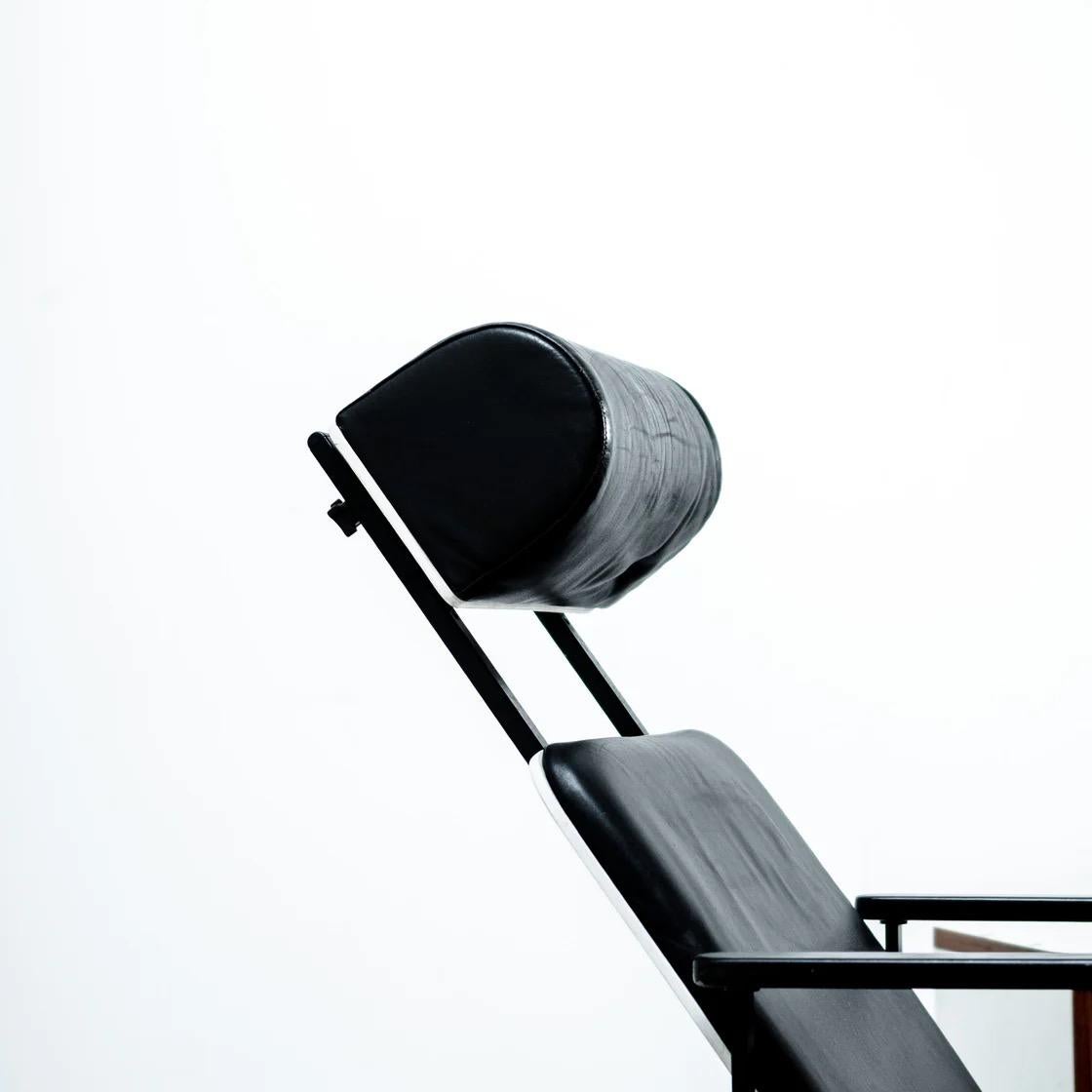 Finlandais A500 Lounge Chair by Yrjö Kukkapuro, Finland, 1980s en vente