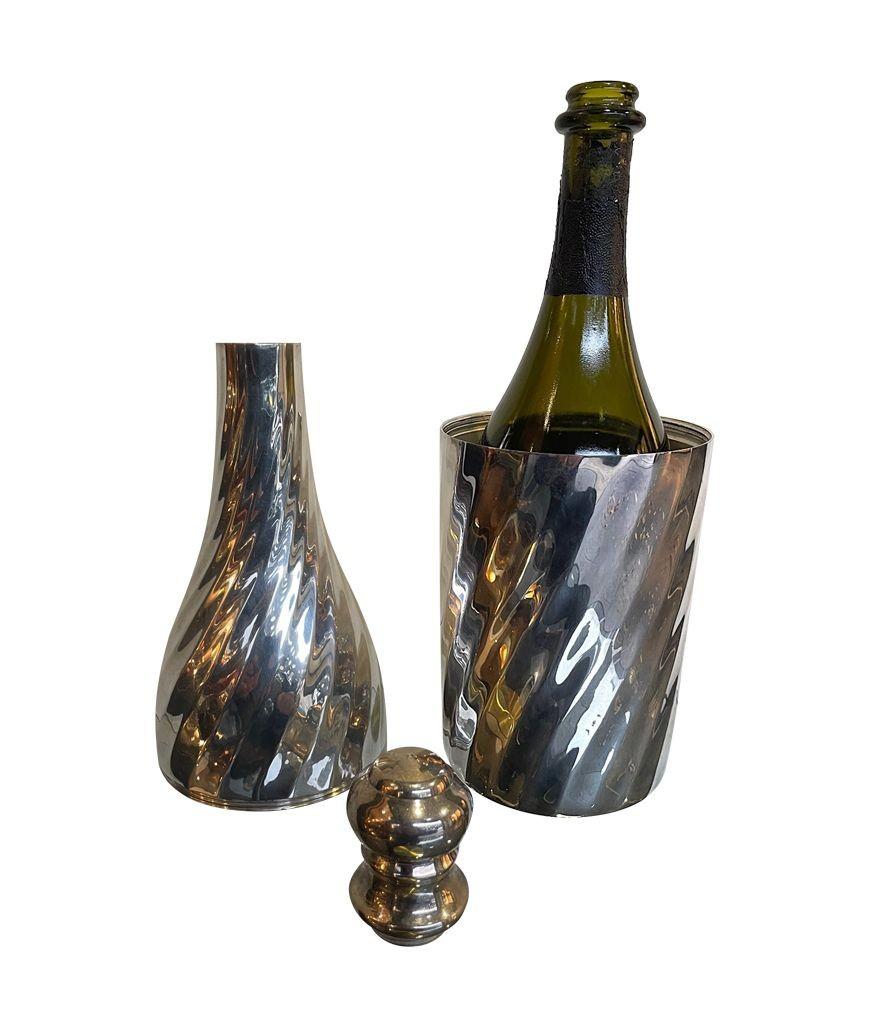 1950s Silver Plated Bottle Cooler in the Shape of a Champagne Bottle In Good Condition In London, GB