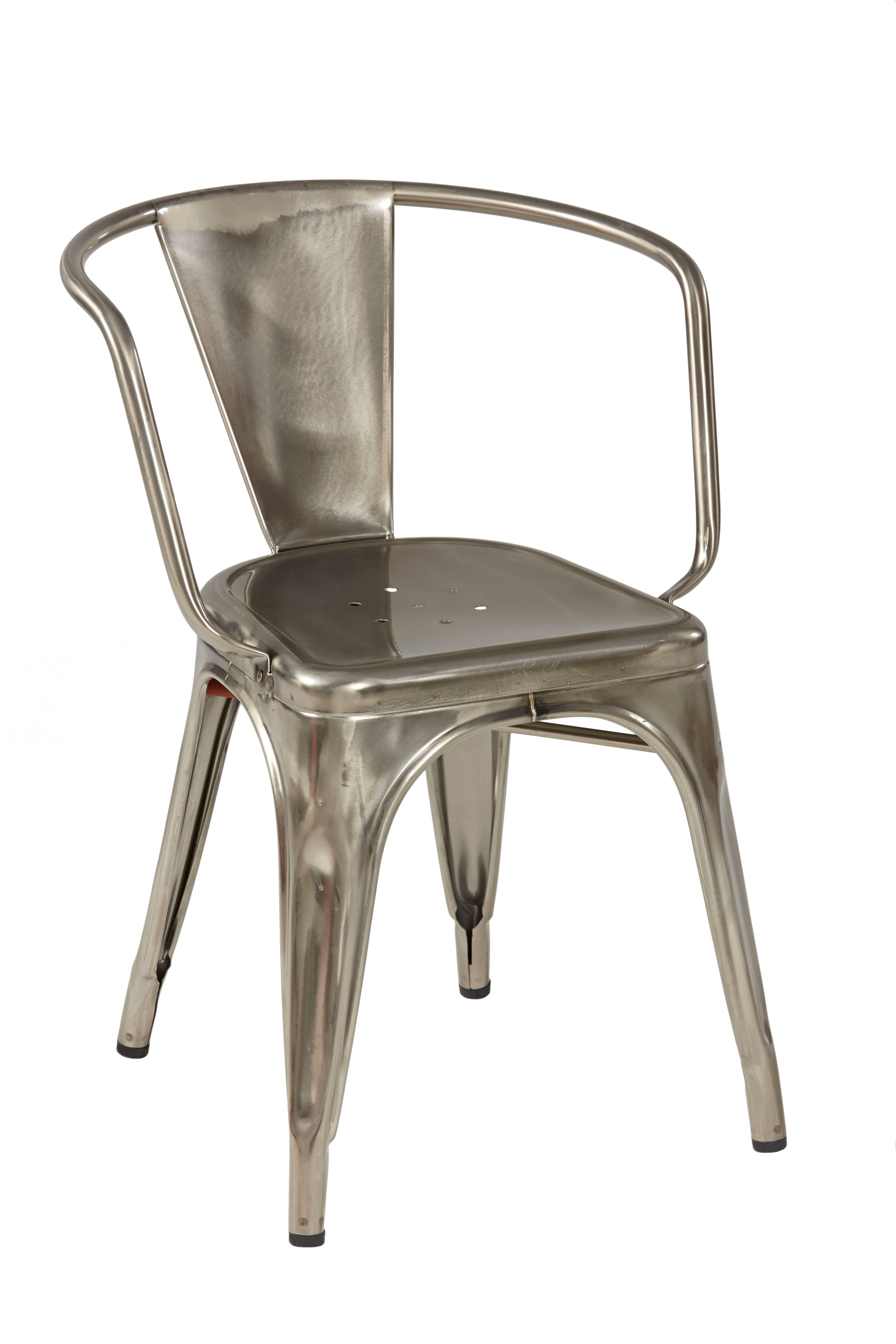 In 1997, Tolix responded to a market demand by adding to its range an armchair with widely spaced armrests: the A97 Armchair was launched. Stackable and very comfortable, it comes in a stainless steel version. The A97 Armchair shows well on a big