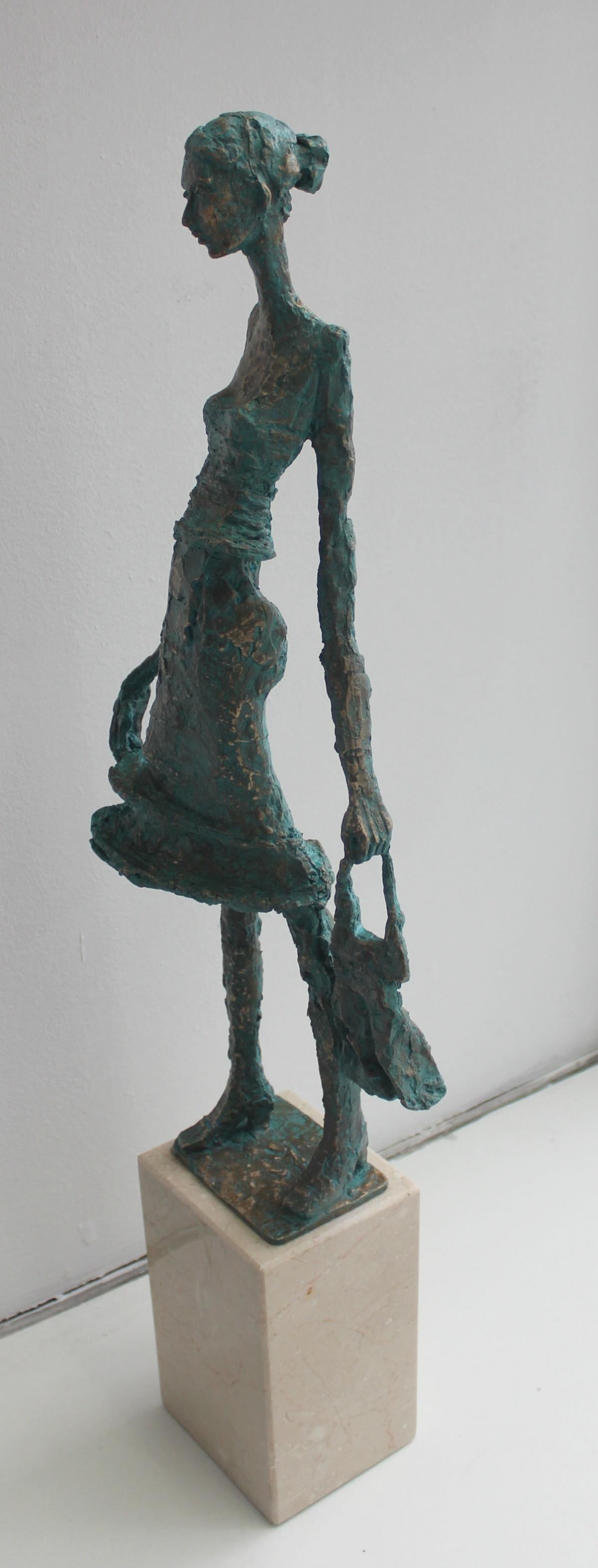 Woman with a purse - XXI century, Figurative sculpture, Bronze and marble - Other Art Style Sculpture by Jadwiga Lewandowska