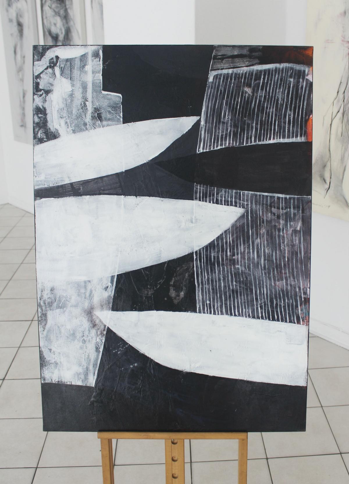 Wings of an Angel - XXI century, Acrylic painting, Abstraction, Black and white - Painting by Anna Masiul-Gozdecka