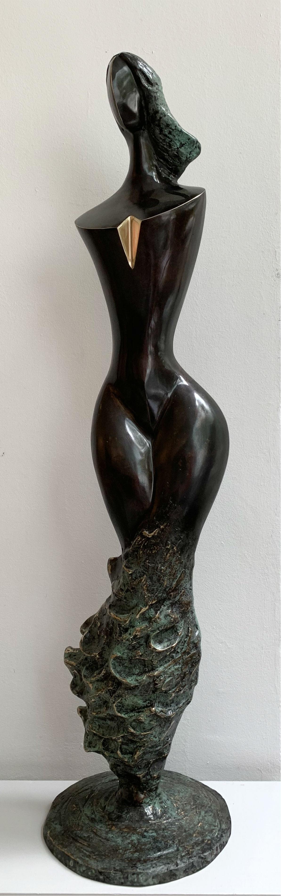 Stanisław Wysocki Figurative Sculpture - Wave venus - XXI century Contemporary bronze sculpture, Abstract & figurative