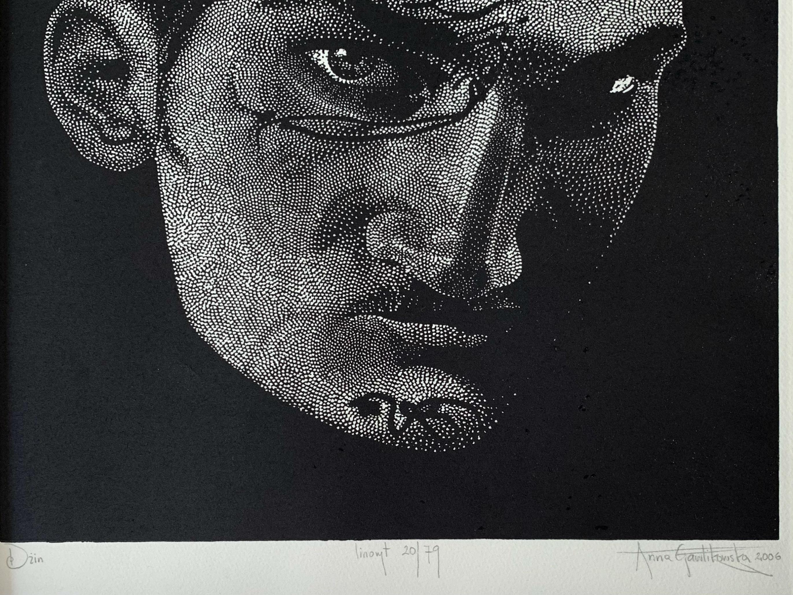 Pierre - Siglo XXI Grabado Contemporáneo Linograbado, Surrealismo, Blanco y negro - Portrait Print Negro de Anna Gawlikowska