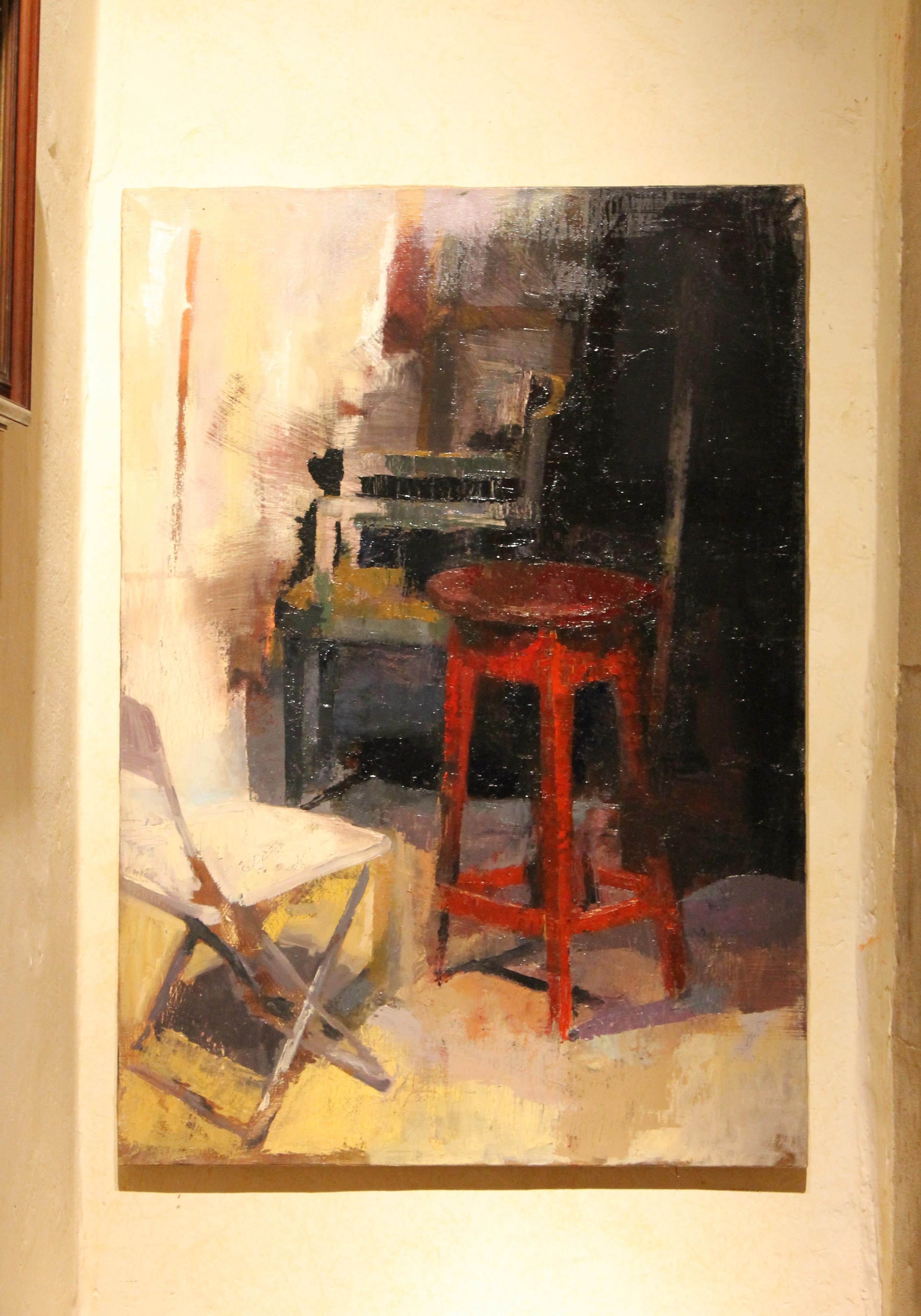 Zeitgenössisches Gemälde, Öl auf Leinwand, Innenszene mit rotem Hocker und Stühlen – Painting von Pablo Simunovic