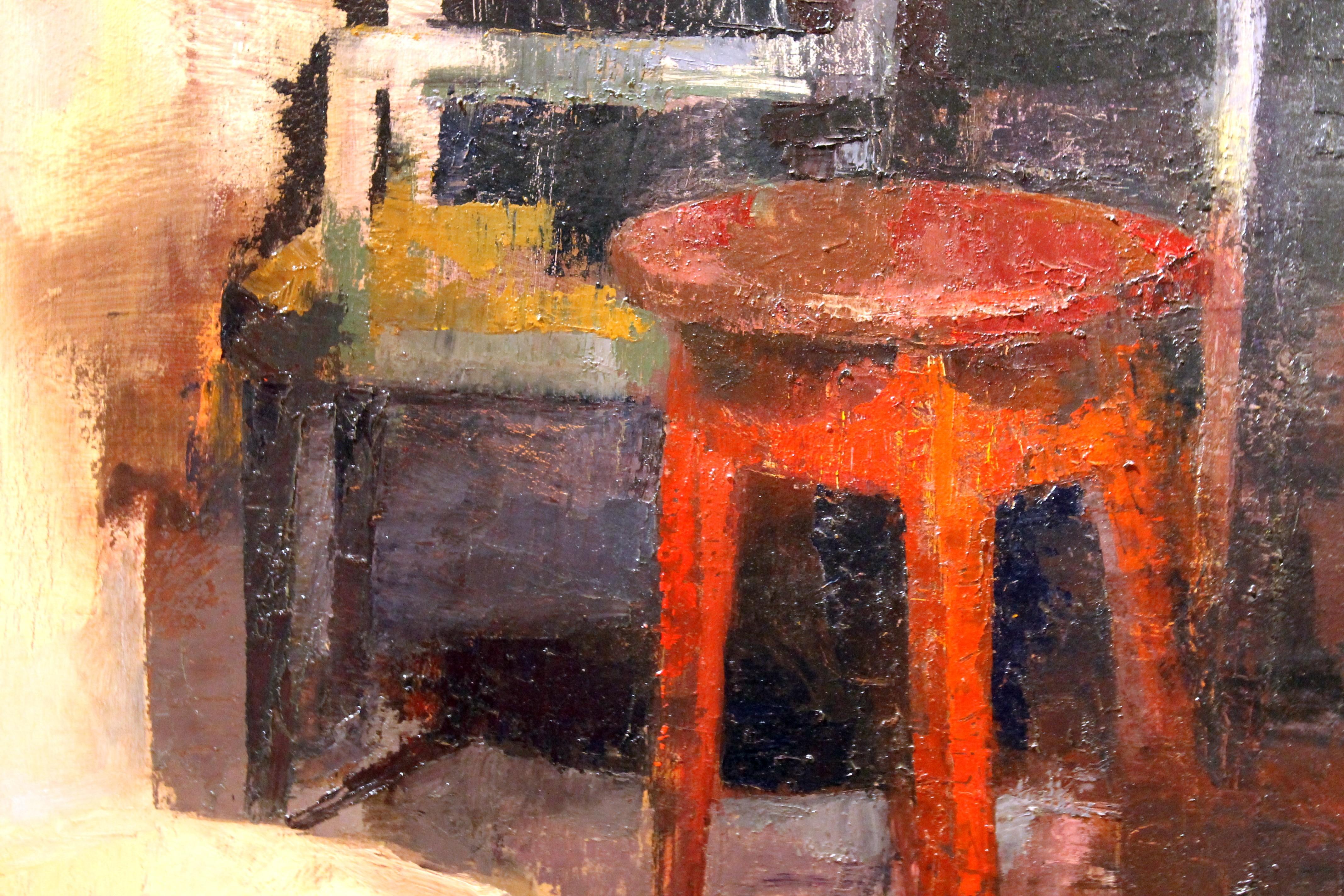 Zeitgenössisches Gemälde, Öl auf Leinwand, Innenszene mit rotem Hocker und Stühlen im Angebot 6