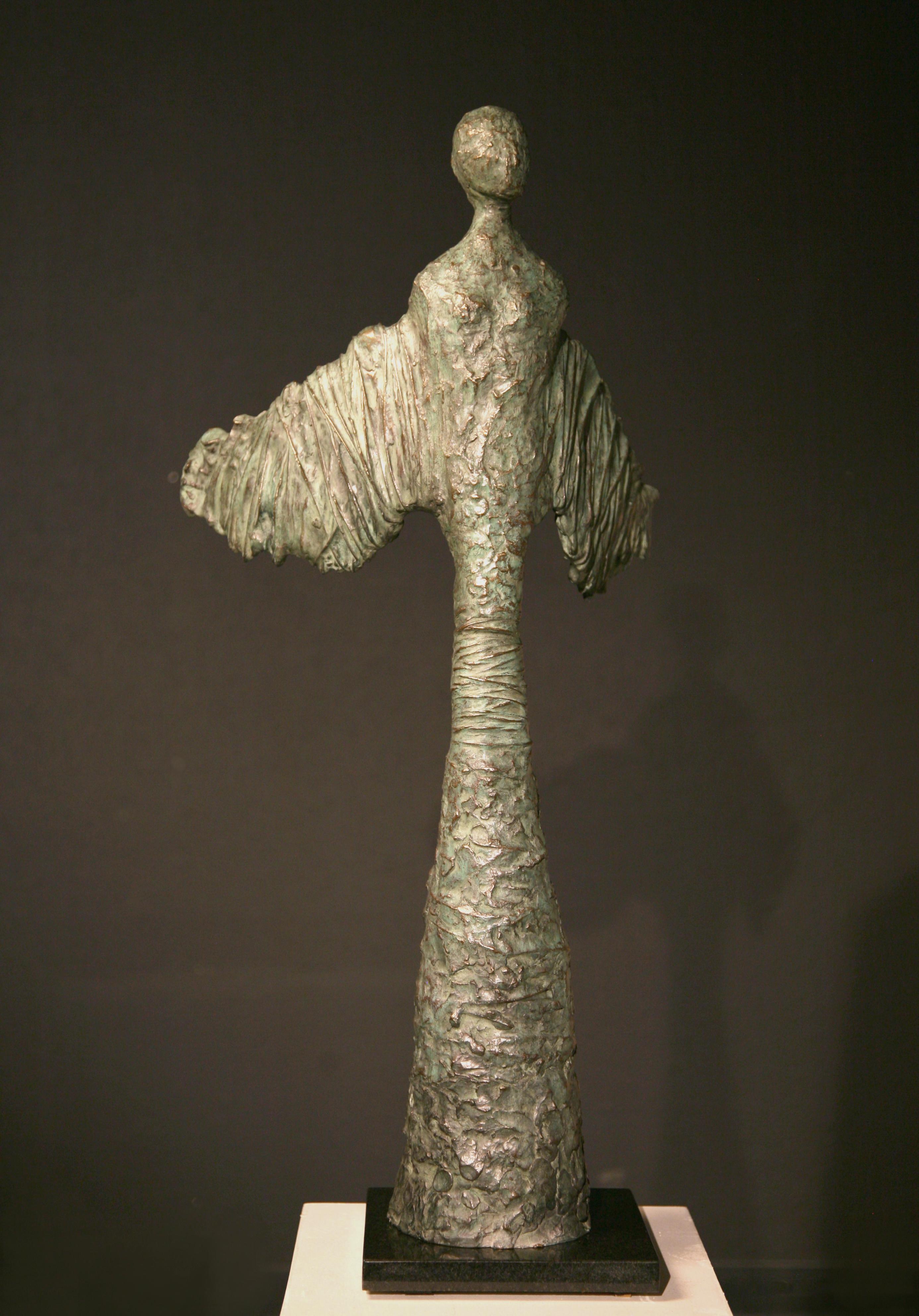 Bronze-Skulptur Geister aus Bronze – Sculpture von Frank Arnold