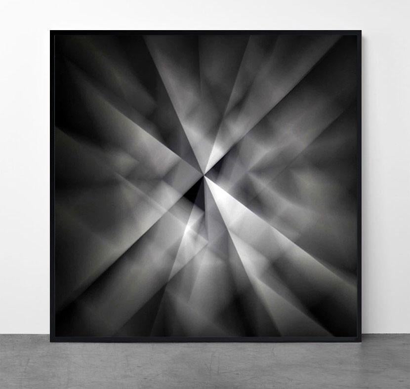 Abstrakte abstrakte #2 (Schwarz-Weiß-Fotografie) – Photograph von Fernanda Naman