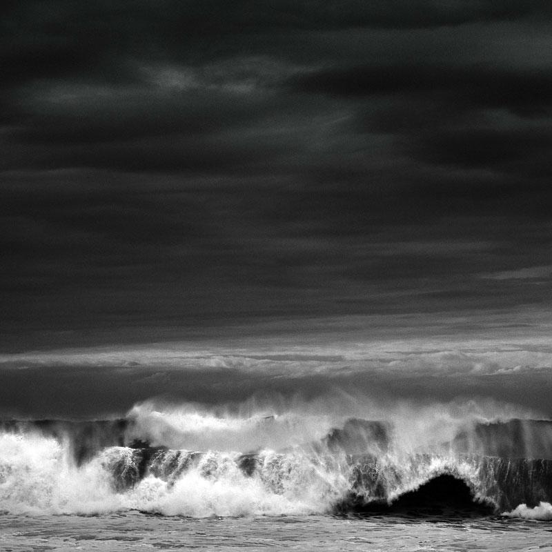 Alessandro Puccinelli Abstract Photograph - Mare #101