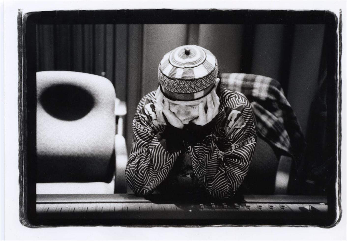 Sam Erickson Black and White Photograph - Carlos Santana, Electric Lady Studios 1999