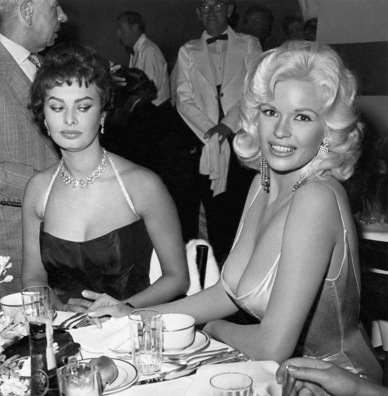 Joe Shere Black and White Photograph - Jayne Mansfield and Sophia Loren
