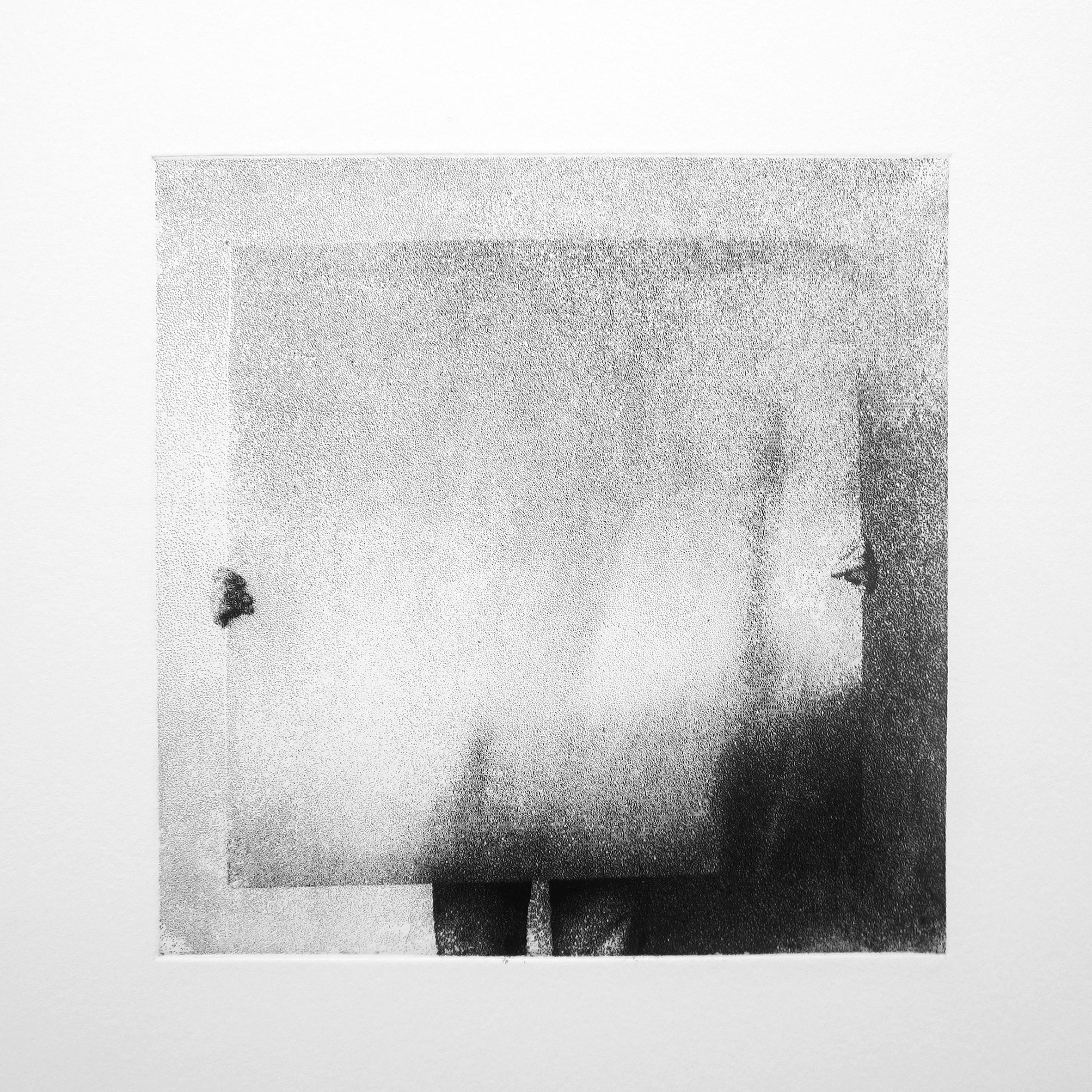 Annabelle Milon Figurative Print - Minimalist Figurative Contemporary Photogravure On Paper "Persona 3/10" 