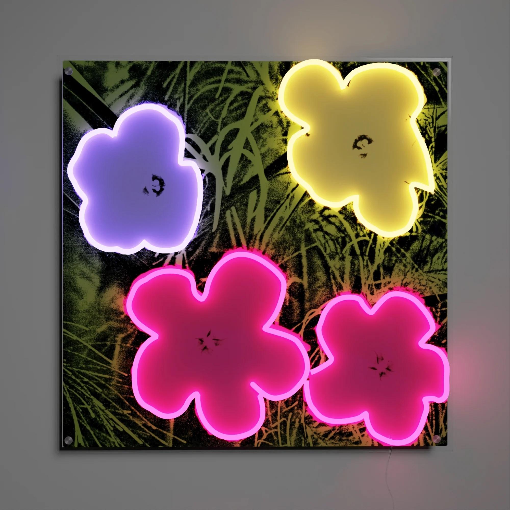 AFTER ANDY WARHOL – Blumen YP x Andy Warhol. Design Neon LED Lampe. Pop-Art im Angebot 1