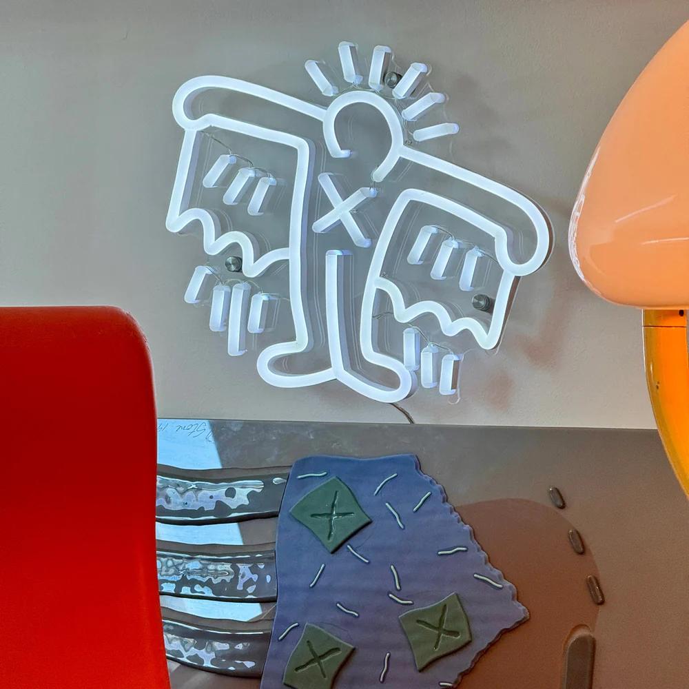 AFTER KEITH HARING - Flying Man YP x Keith Haring Design Neon LED Lamp. Pop Art For Sale 4