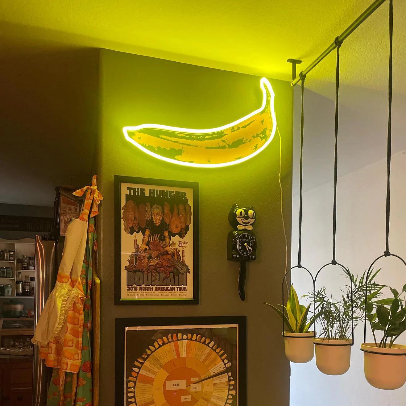 AFTER ANDY WARHOL - Banana YP x Andy Warhol. Lampe LED néon Design. Pop Art mural en vente 5