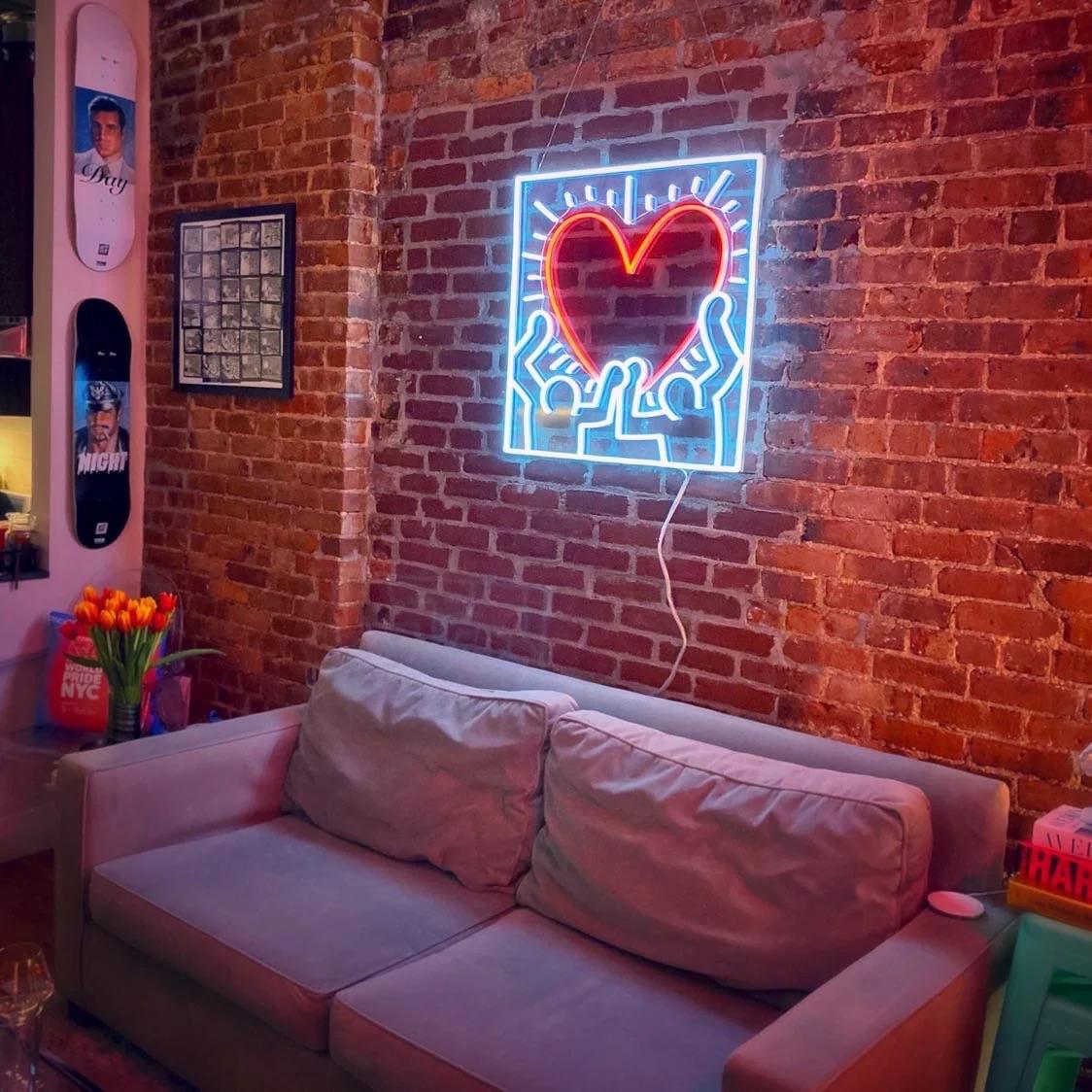 KEITH HARING - Radiant Heart YP x Keith Haring Design/One Neon Lamp. Pop Art Urbain en vente 2