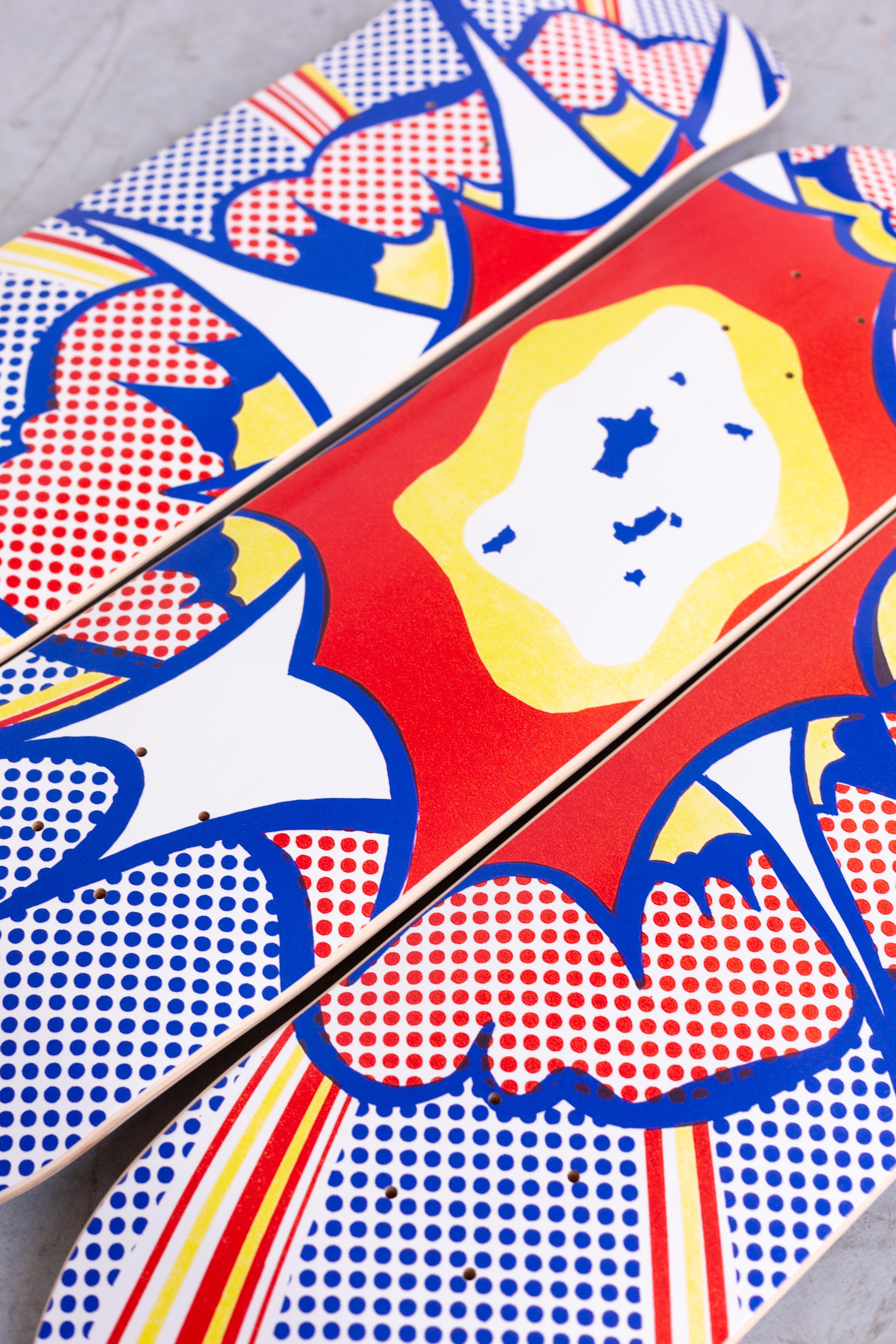 ROY LICHTENSTEIN - EXPLOSION, 1967. Skate Decks Pop Art Design Modern en vente 2