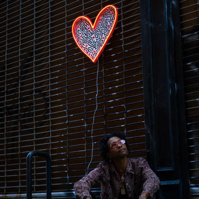 KEITH HARING - Dance Love YP x Keith Haring Design Neon LED Lamp. Pop Art For Sale 5