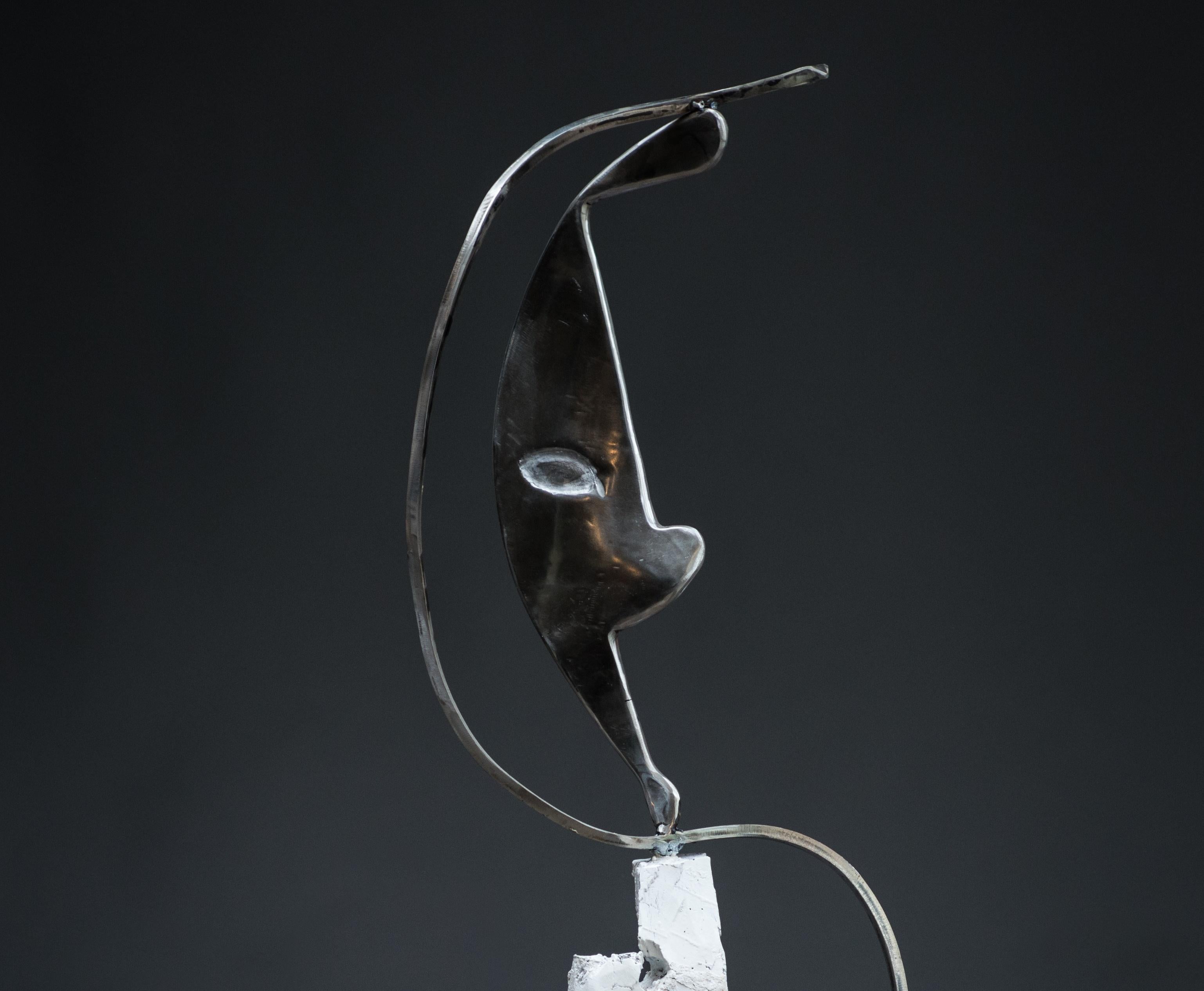 Parable – Haude Bernab, 21. Jahrhundert, Zeitgenössische Metallskulptur, Figur – Sculpture von Haude Bernabé