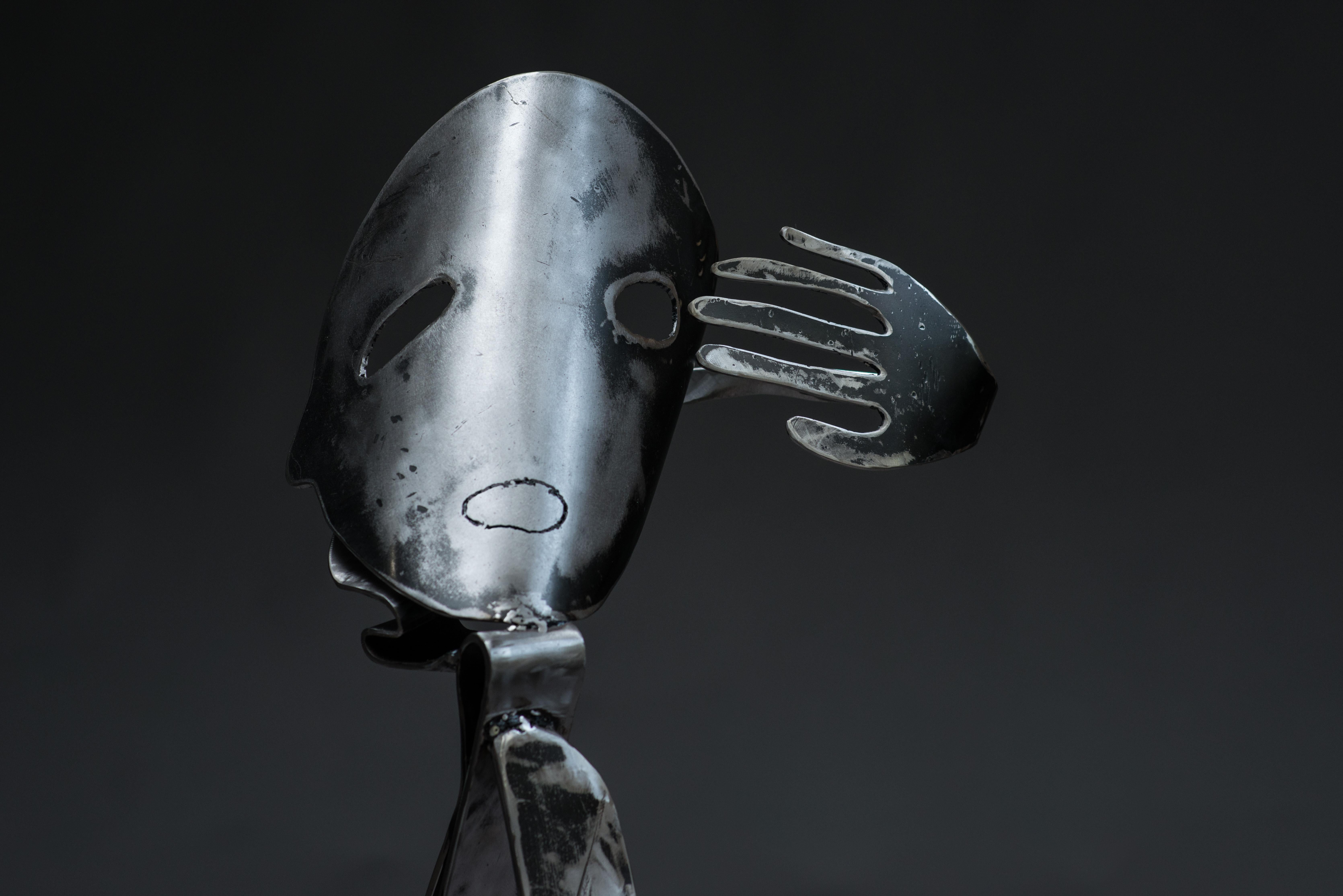 Lunatic - Haude Bernab, 21. Jahrhundert, Zeitgenössische Metallskulptur, Figur (Schwarz), Abstract Sculpture, von Haude Bernabé