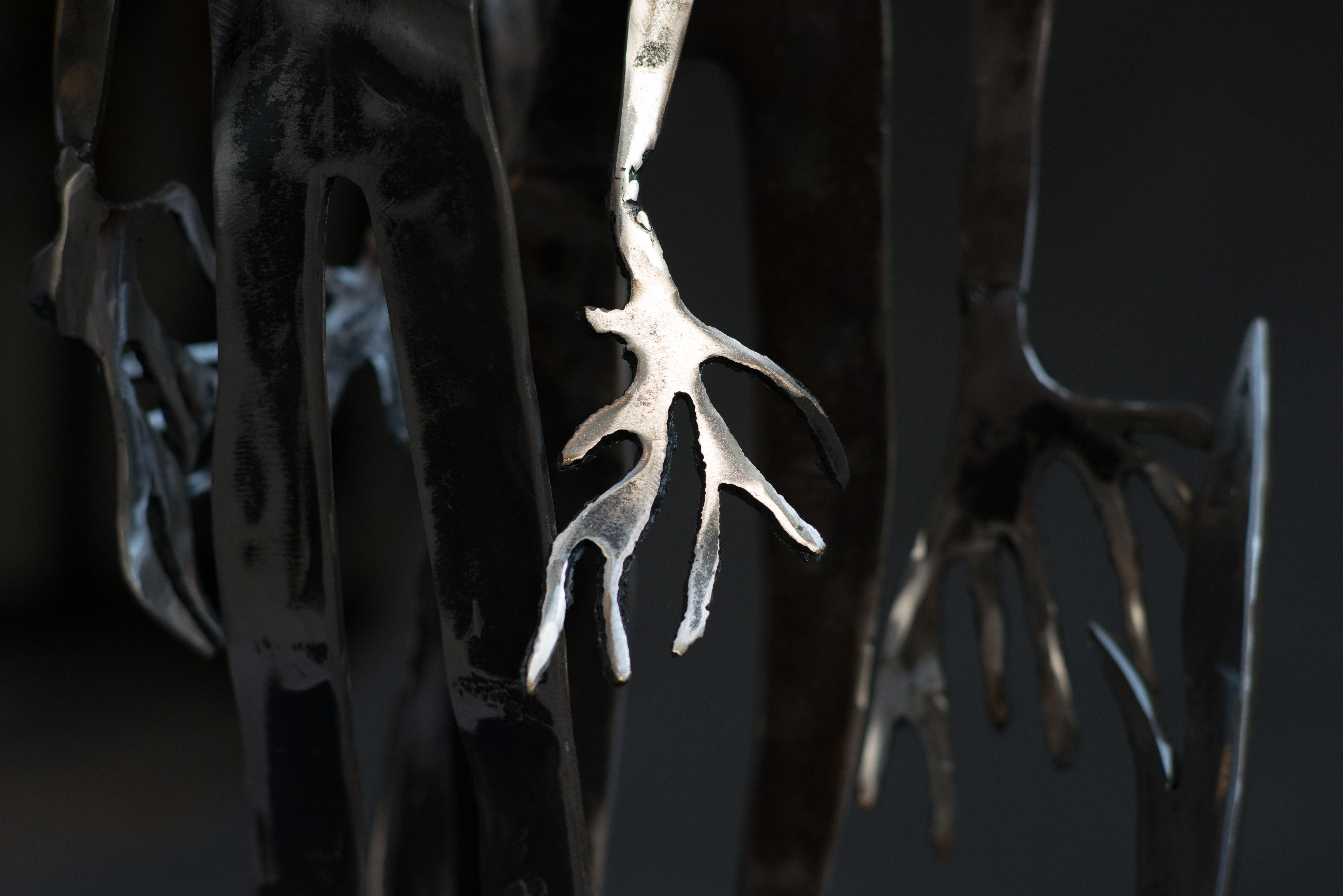The sky roots - Haude Bernabé, 21. Jahrhundert, Zeitgenössische Metallskulptur im Angebot 2