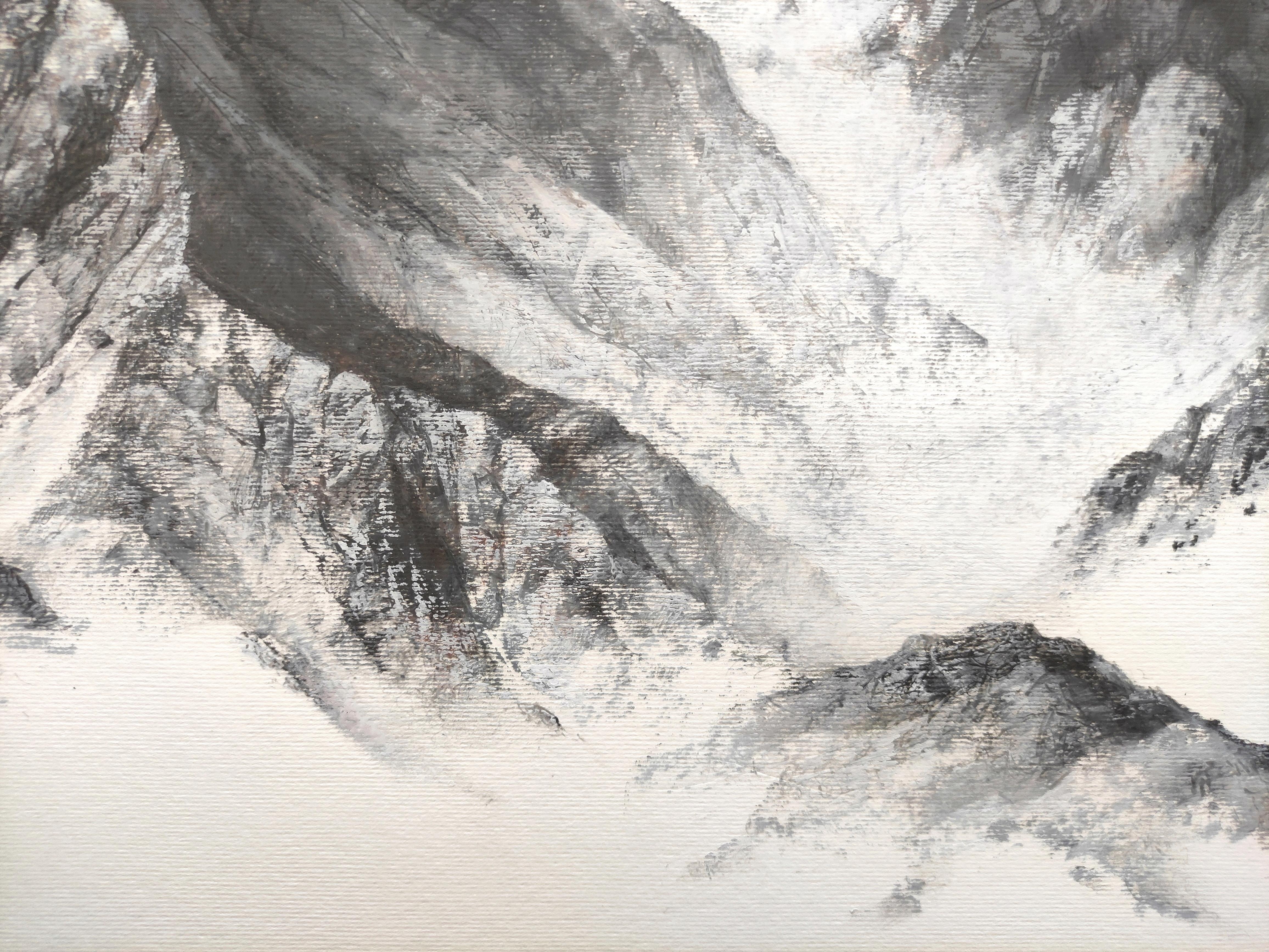 Mountains Range - Paysage expressionniste moderne, peinture à l'huile au pastel - Gris Landscape Art par Janusz Kokot