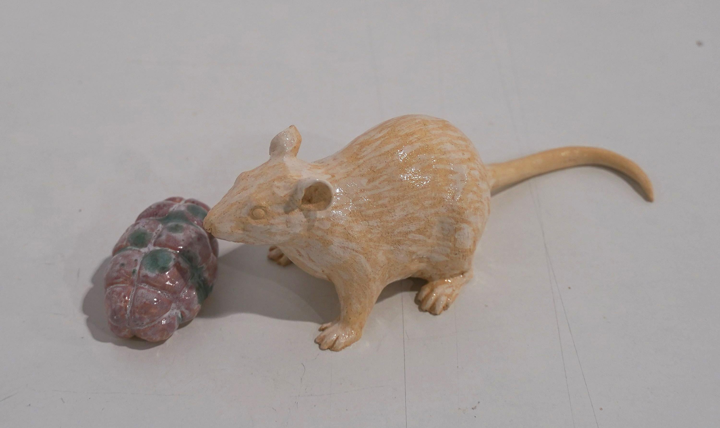 Rat With Ham - Sculpture contemporaine unique en céramique émaillée faite à la main, portrait en vente 2