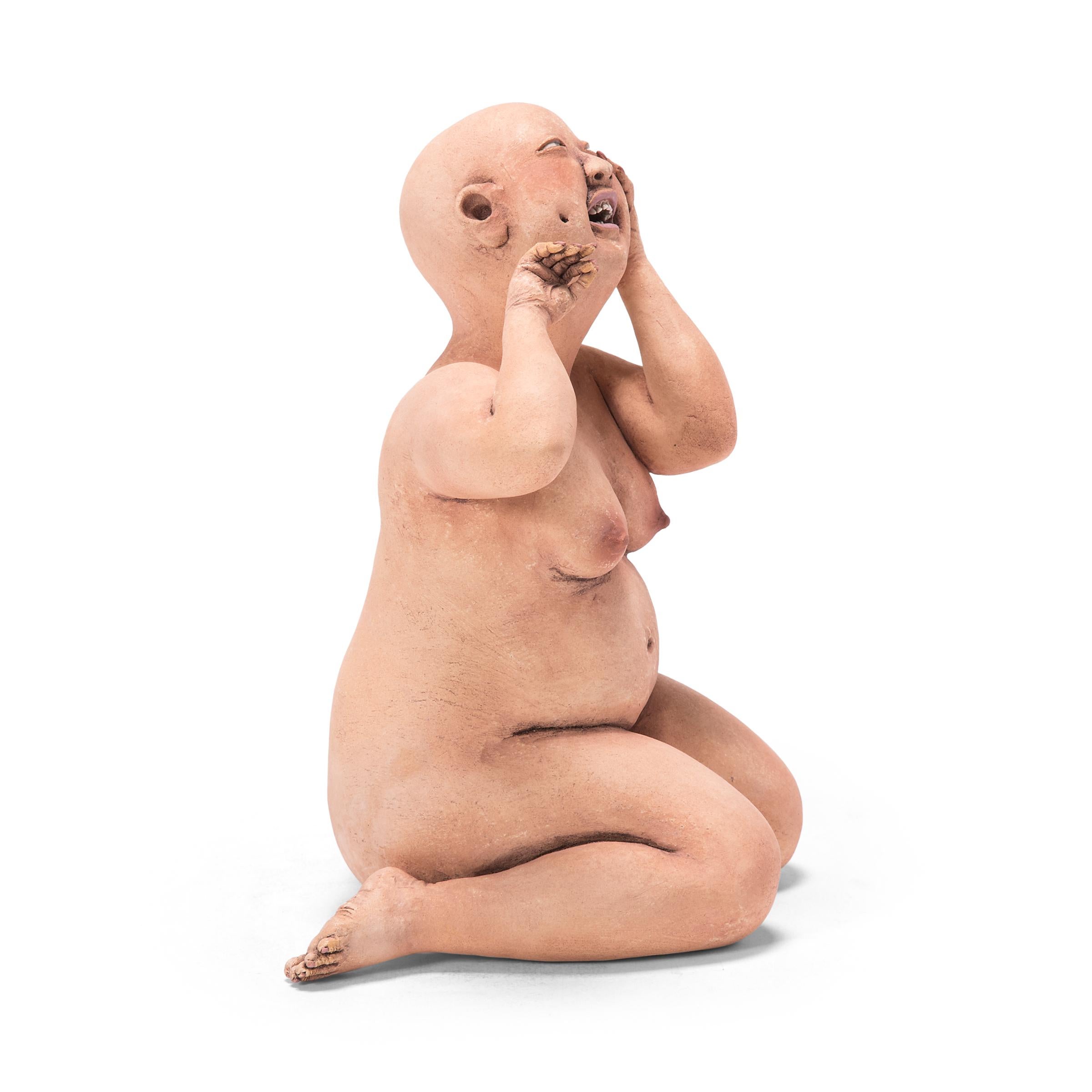 „Get a Load“, Tonfigur „Get a Load“, 2018 (Beige), Figurative Sculpture, von Esther Shimazu