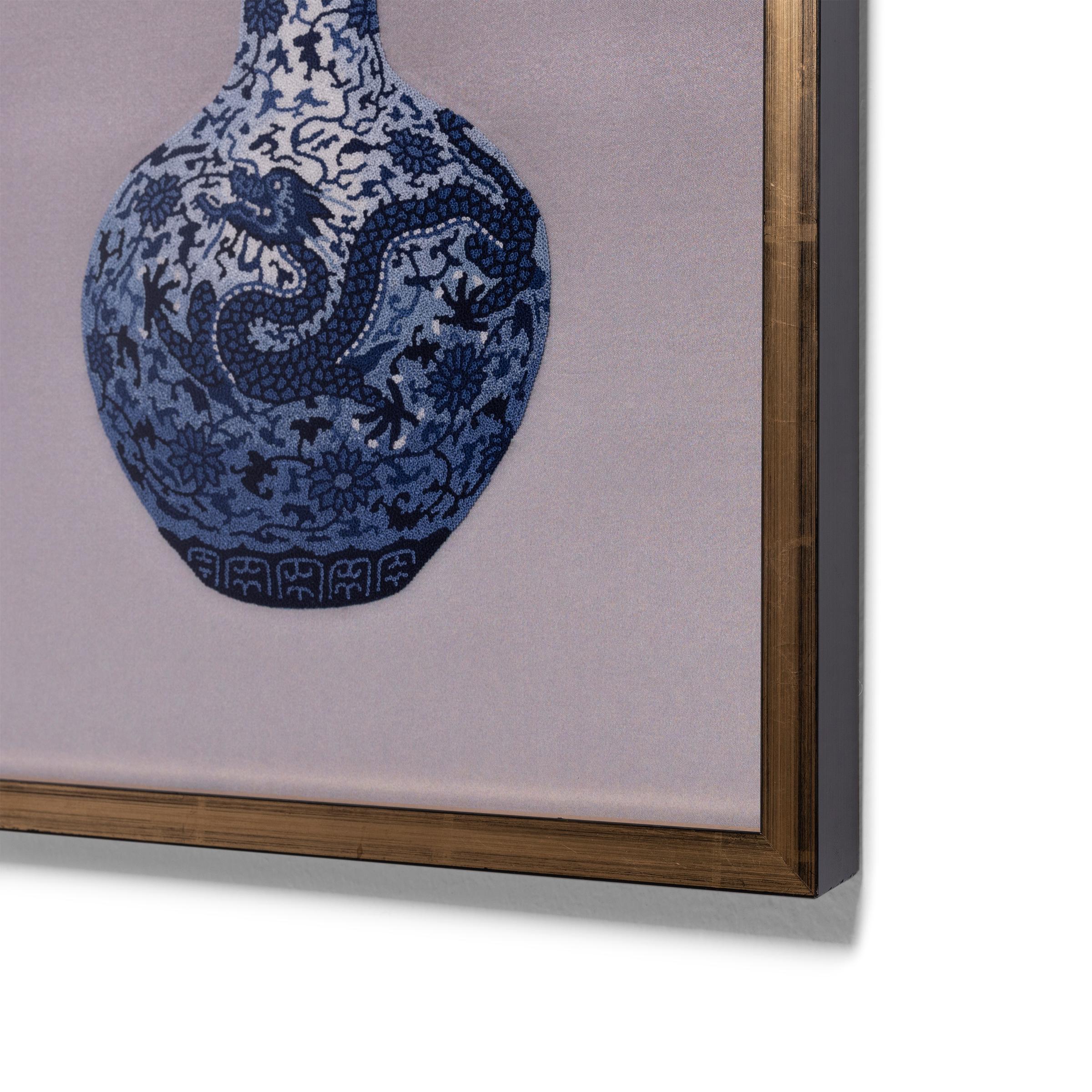 Vase chinois brodé de points forgés d'une broderie bleue et blanche en vente 2
