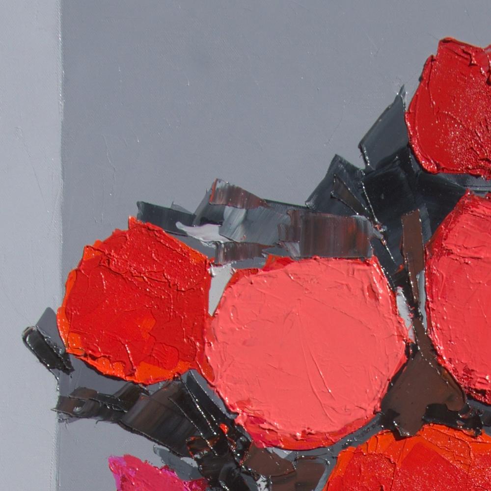 „Red Sparkle“ („roter Glanz“):: roter Blumenstrauß auf grauem Hintergrund:: Ölgemälde 1