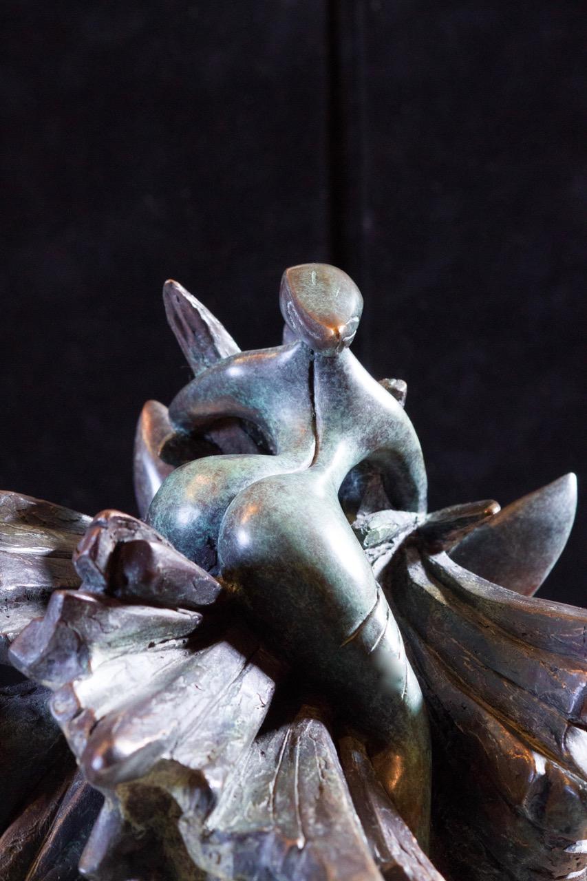 „Das Einhorn“:: Büste eines Einhorns:: geritten von einer herrlichen Bronzeskulptur 1