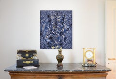 « Corona Borealis », Minotaure bleue assise, main ouverte et anges soufflants