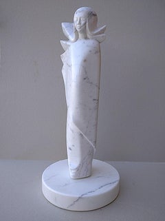Ángel, Escultura Figurativa Vertical de Piedra de Mármol de Carrara Blanco