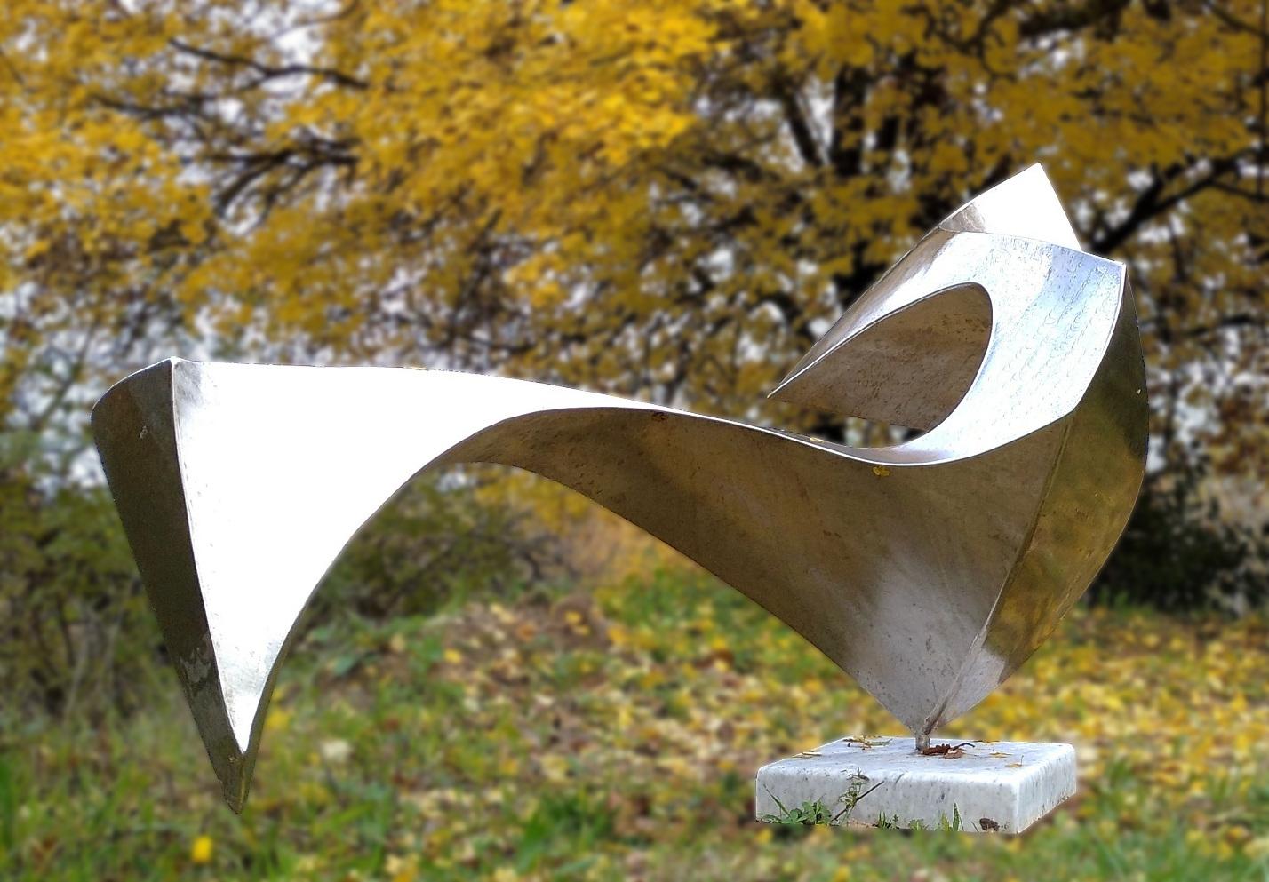 abstract swan sculpture