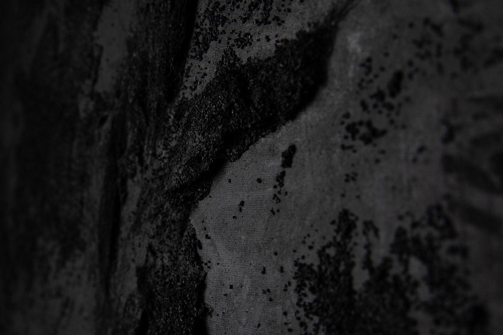 Oráculo de ceniza - Mixed Media Art Contemporáneo de Joy Ray