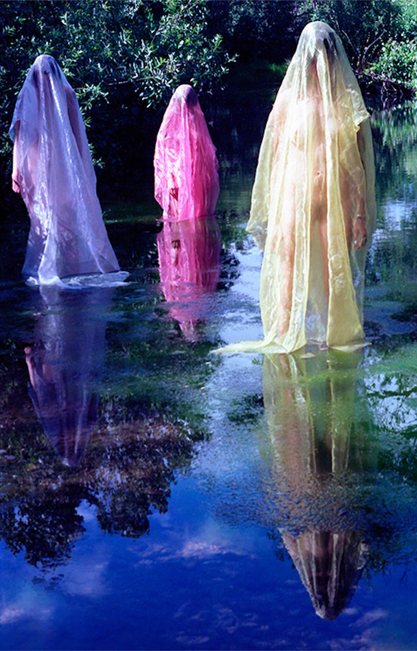 Sarah Elise Abramson Color Photograph - The Three Graces